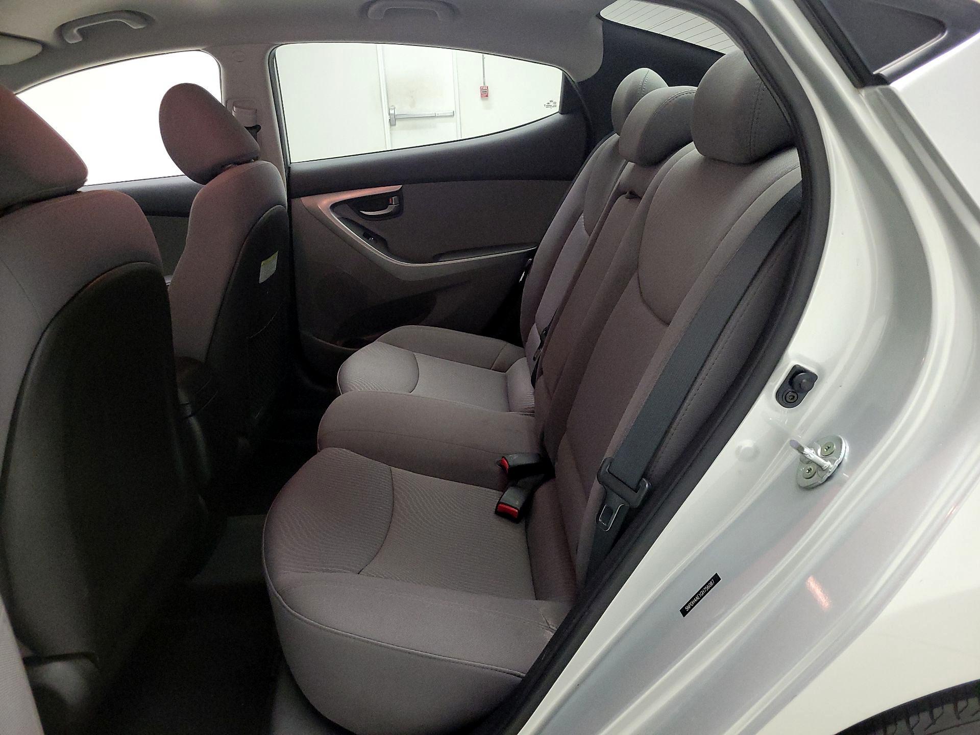 Thumbnail: 2016 Hyundai Elantra - 18