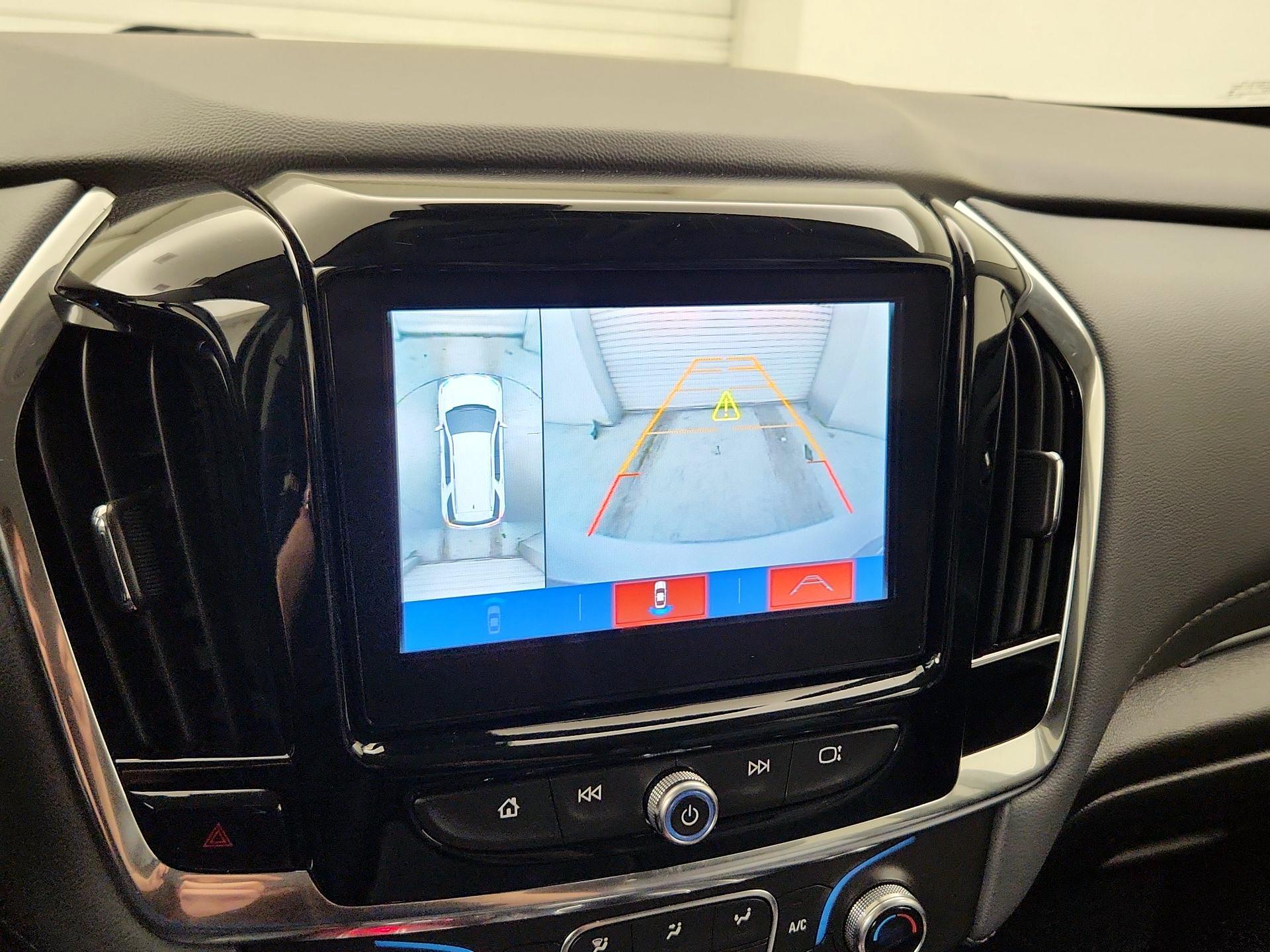 Thumbnail: 2019 Chevrolet Traverse - 14