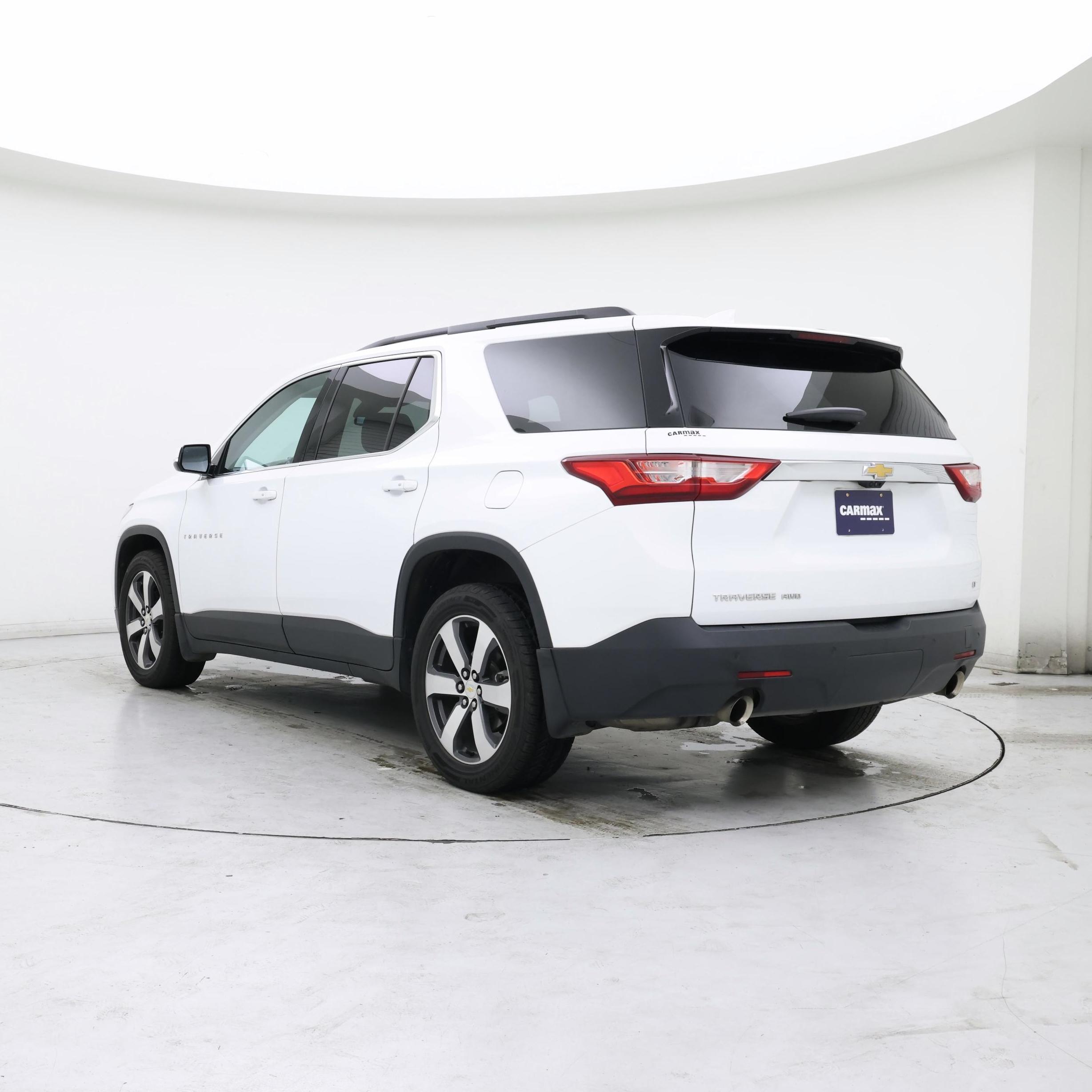 Thumbnail: 2019 Chevrolet Traverse - 2
