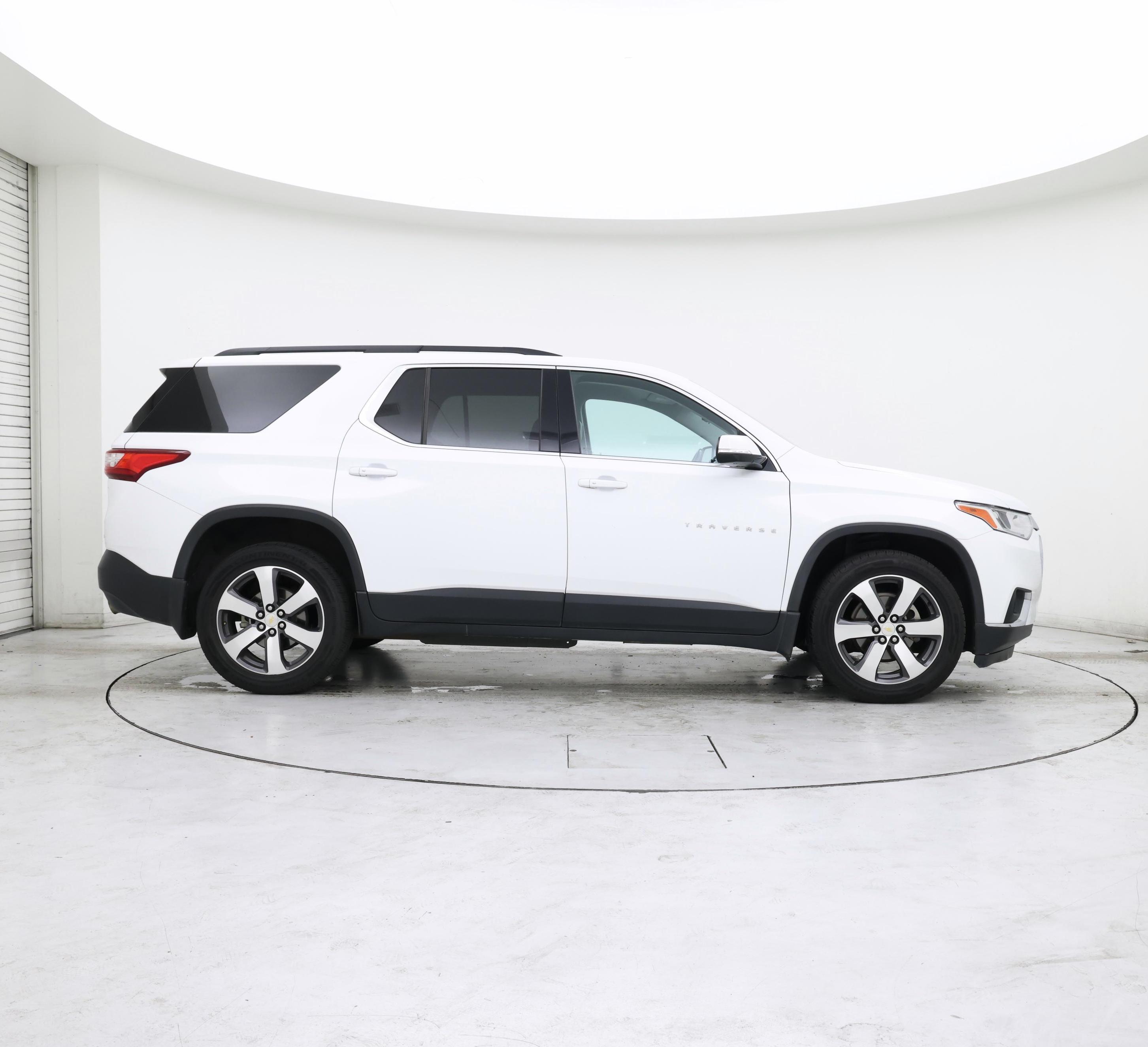 Thumbnail: 2019 Chevrolet Traverse - 7