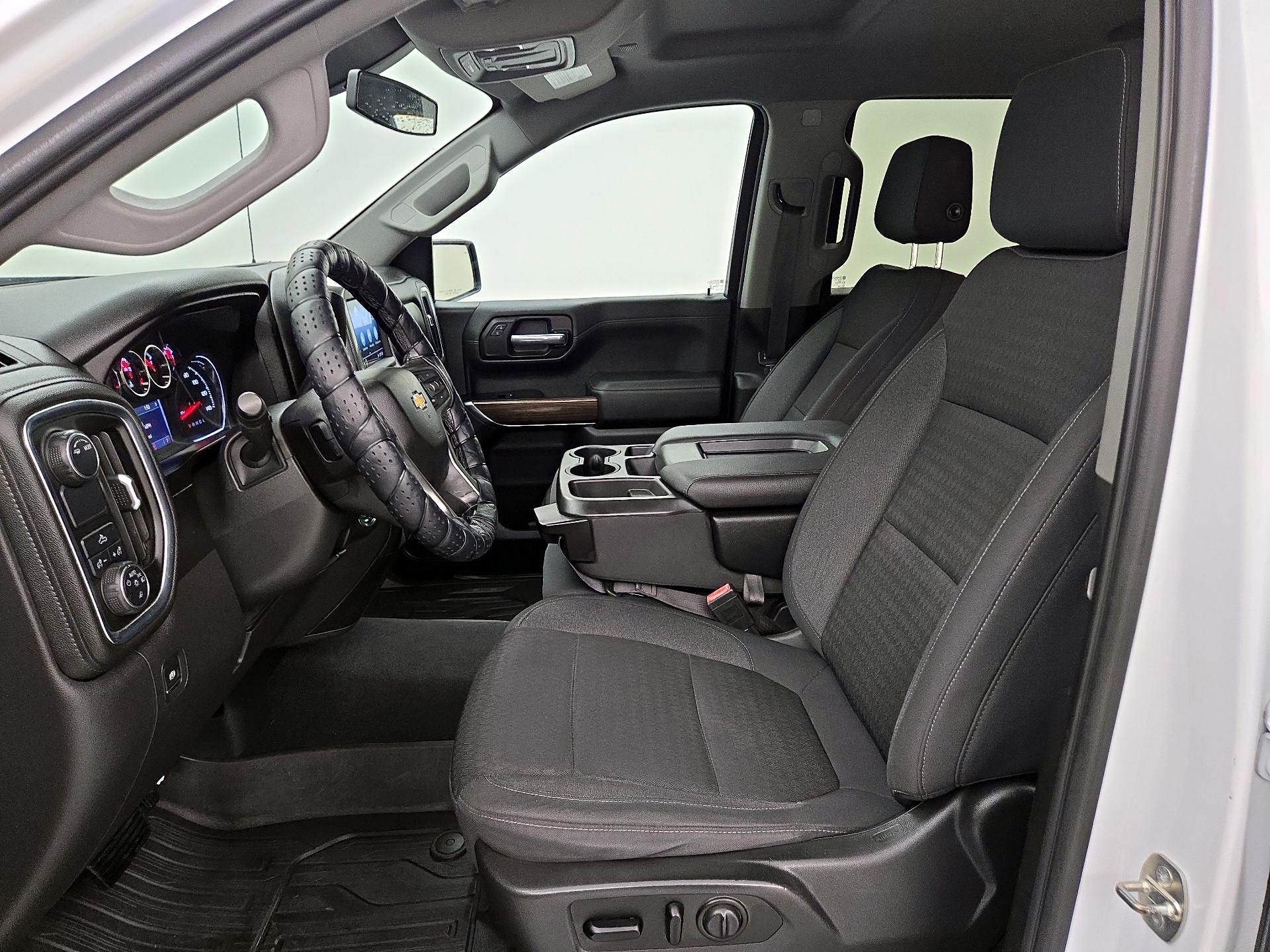Thumbnail: 2020 Chevrolet Silverado 1500 - 11