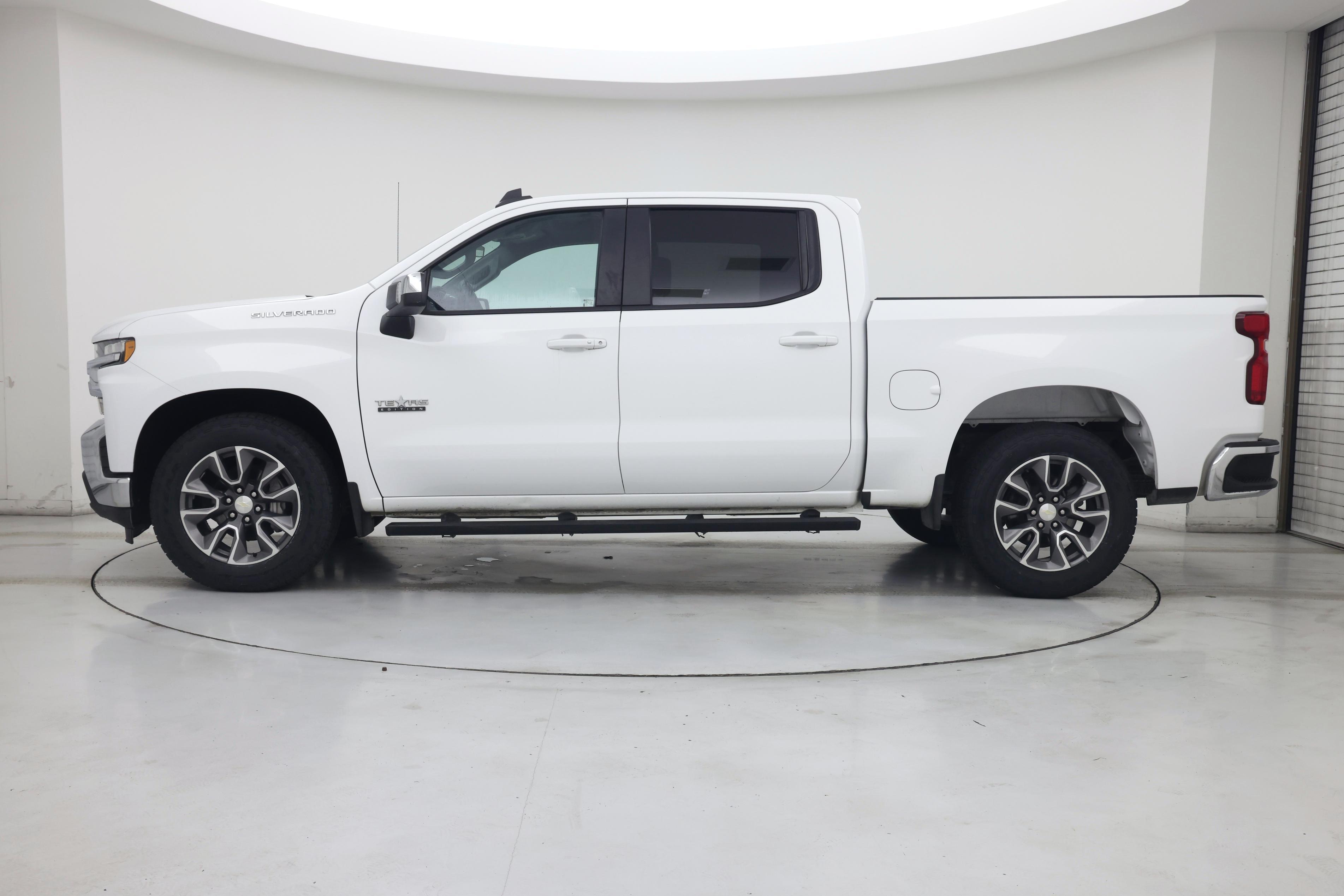 Thumbnail: 2020 Chevrolet Silverado 1500 - 3