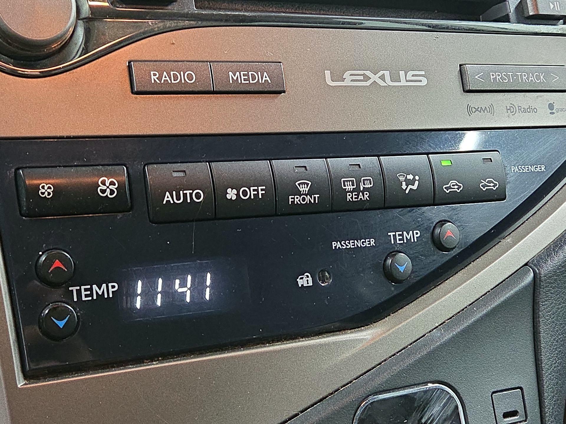 Thumbnail: 2015 Lexus RX - 17