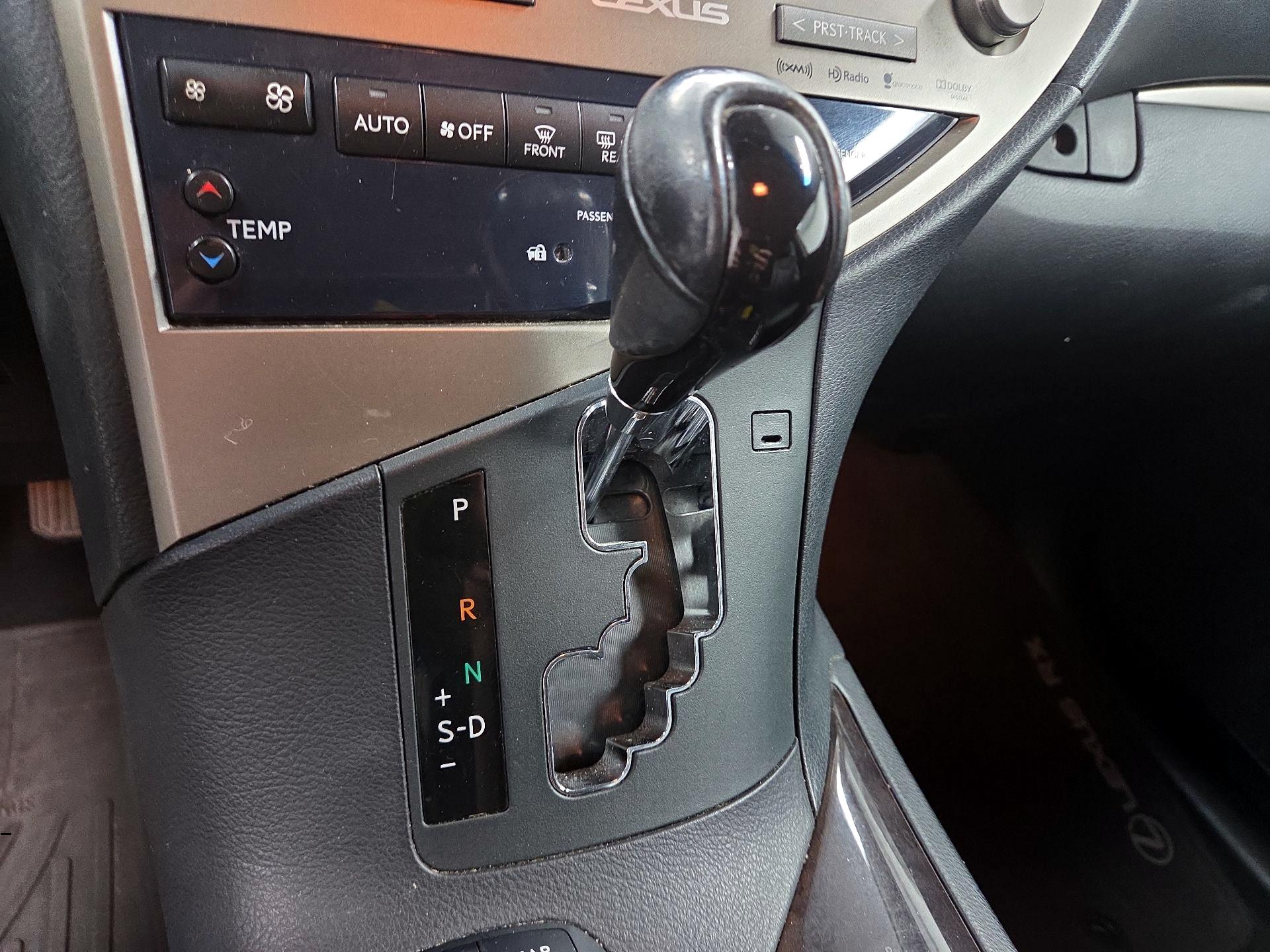 Thumbnail: 2015 Lexus RX - 18