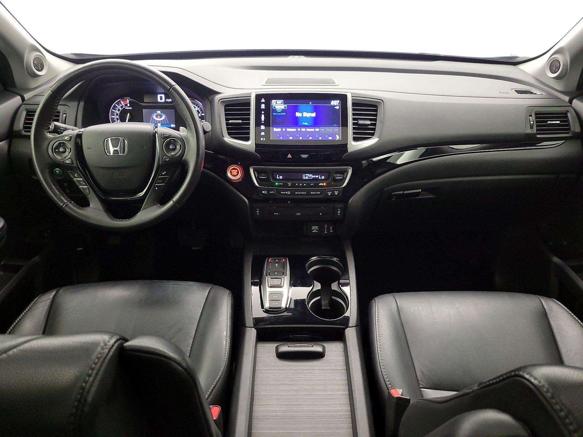 Thumbnail: 2018 Honda Pilot - 9