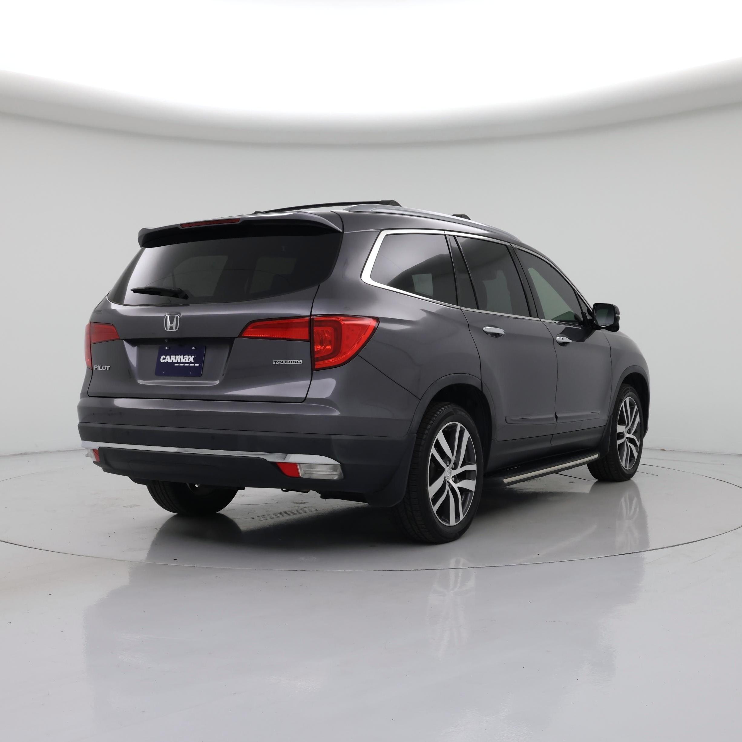 Thumbnail: 2018 Honda Pilot - 8
