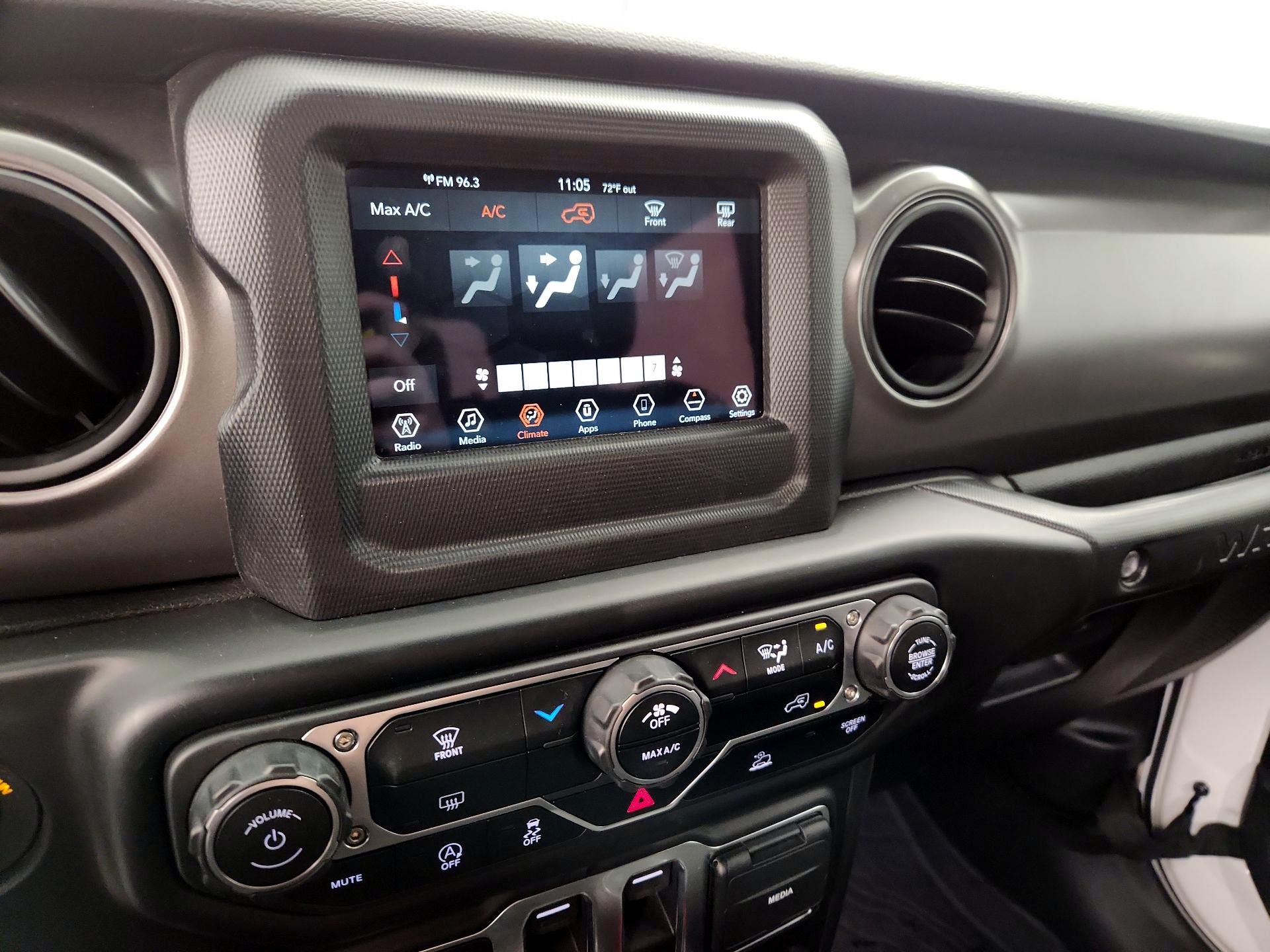 Thumbnail: 2023 Jeep Wrangler - 16