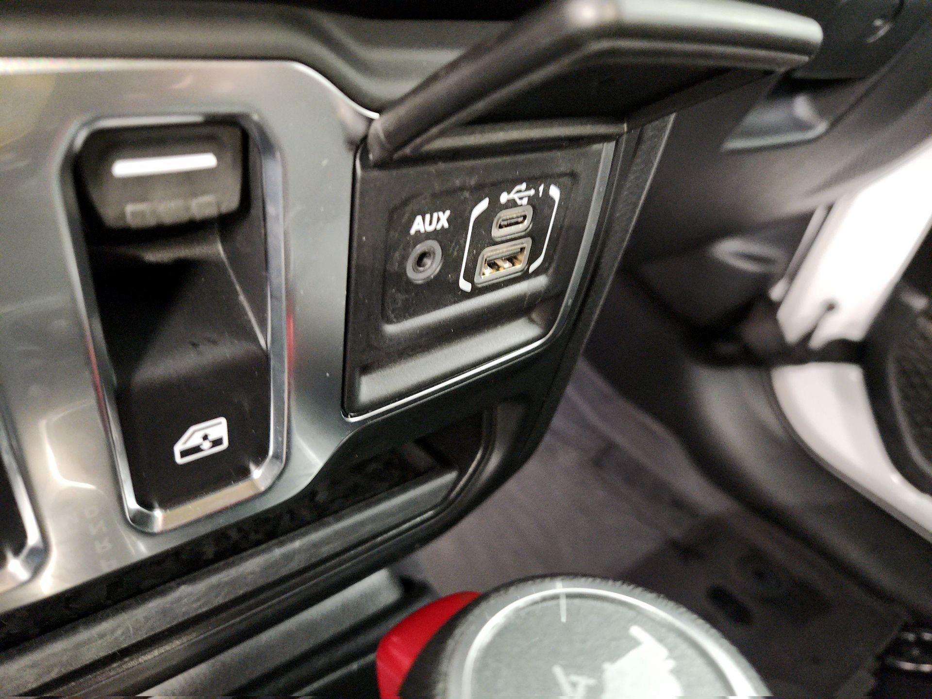 Thumbnail: 2023 Jeep Wrangler - 18