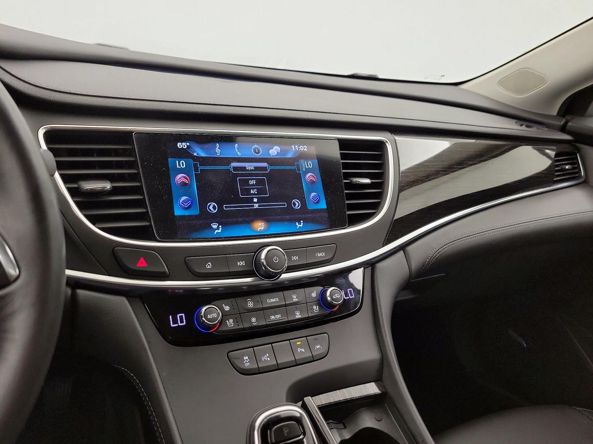Thumbnail: 2017 Buick LaCrosse - 17
