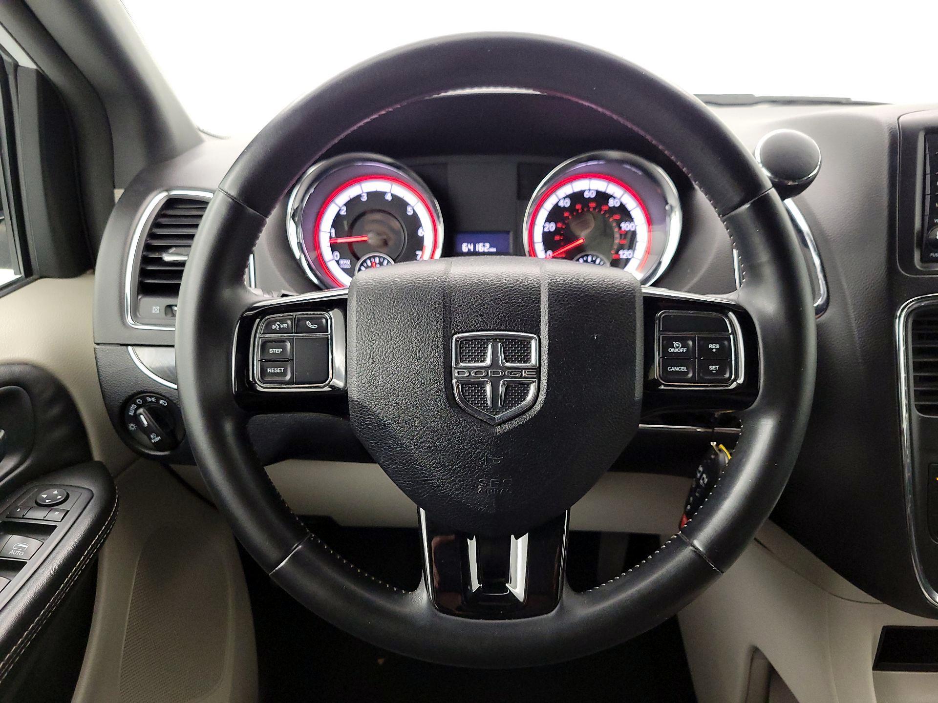 Thumbnail: 2018 Dodge Grand Caravan - 10