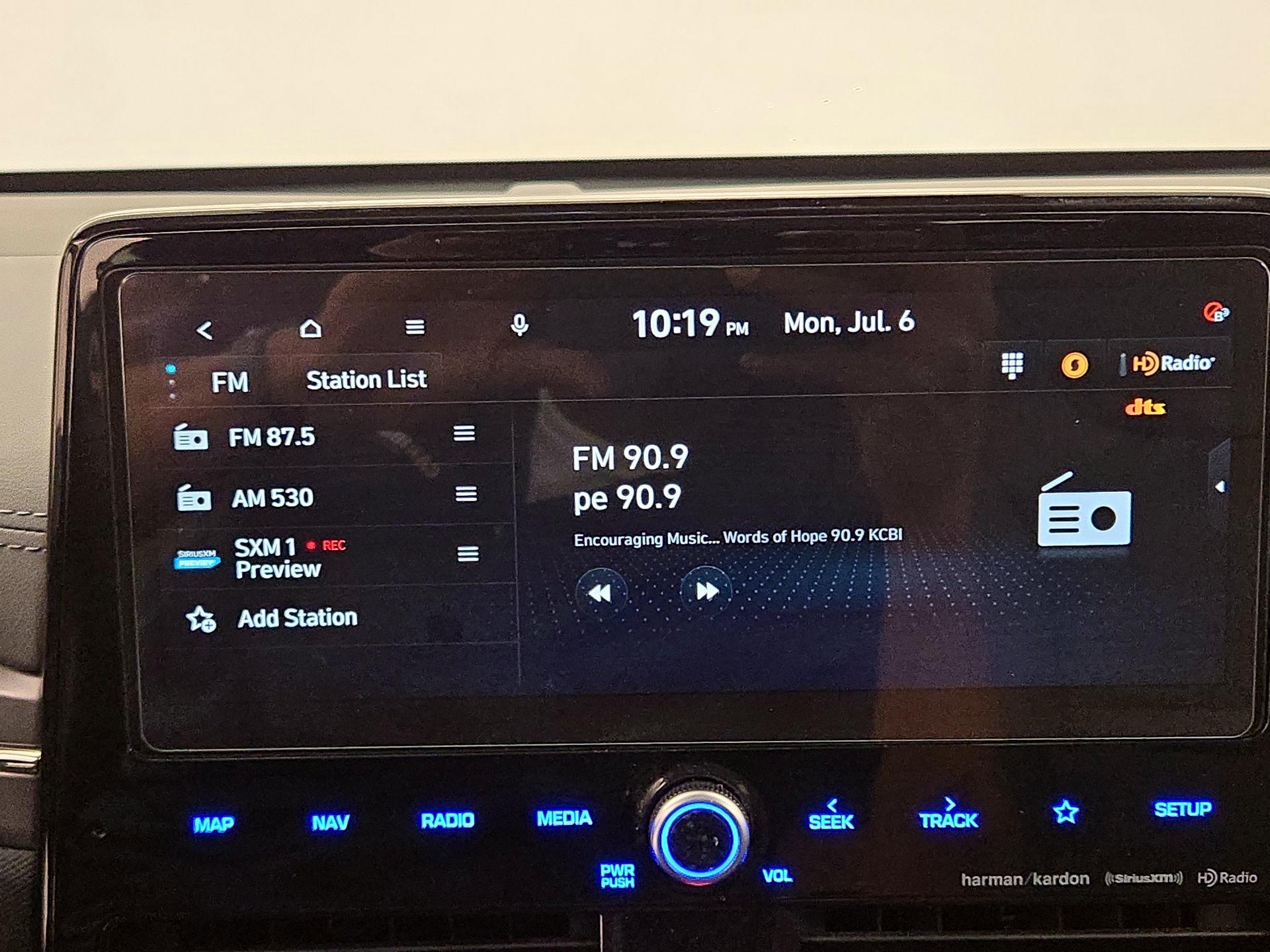 Thumbnail: 2022 Hyundai Ioniq - 16