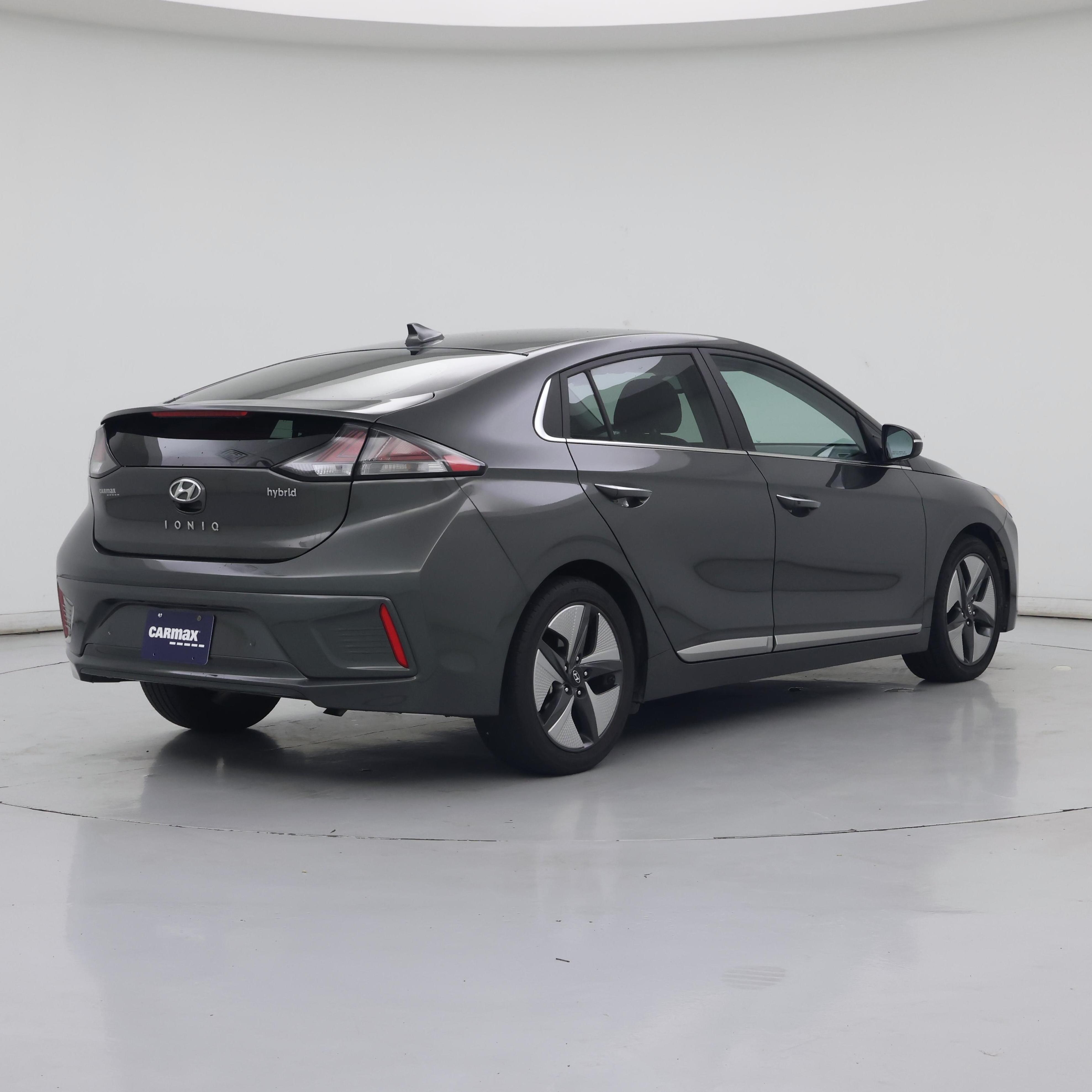 Thumbnail: 2022 Hyundai Ioniq - 8
