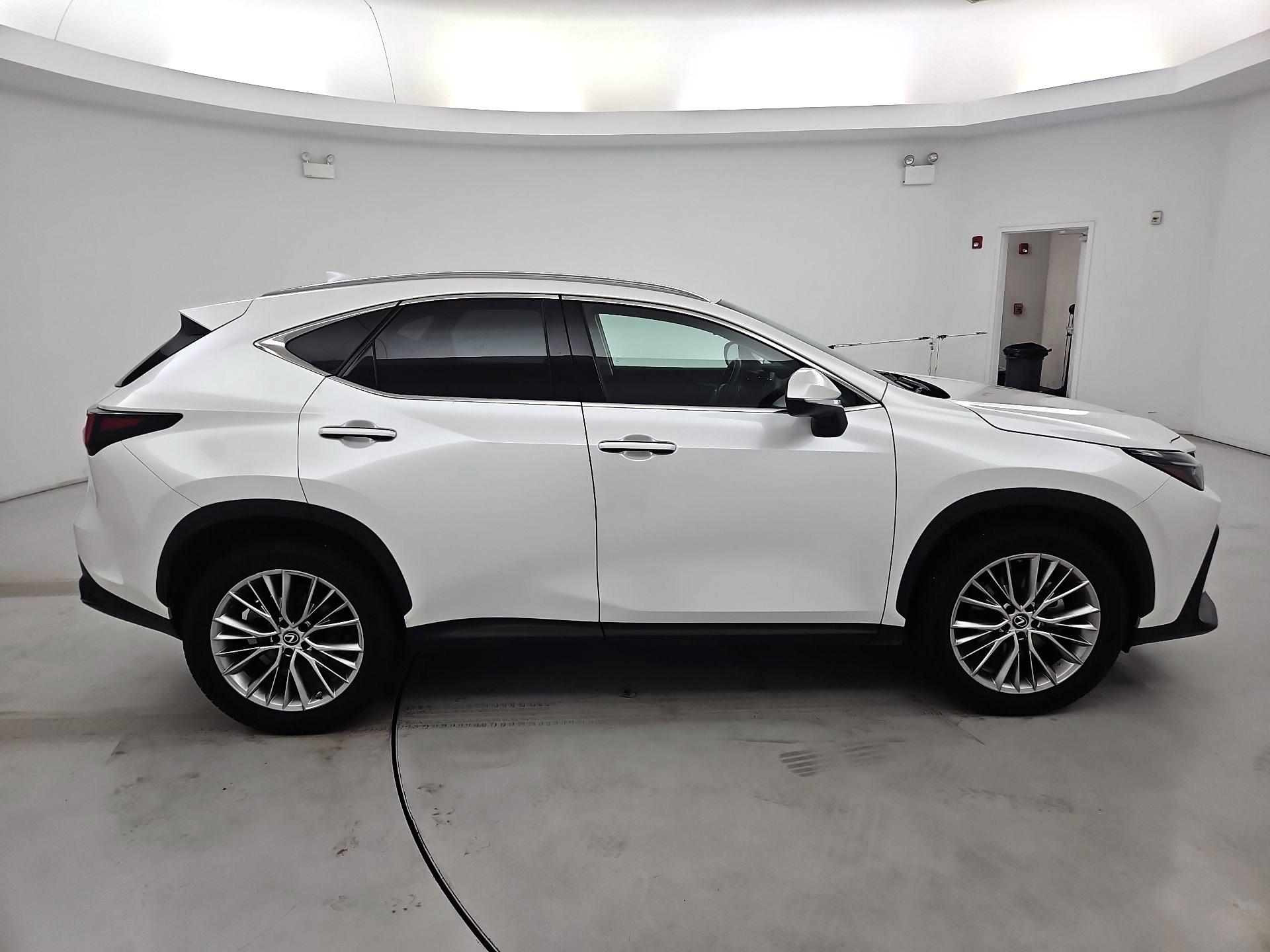 Thumbnail: 2023 Lexus NX - 4