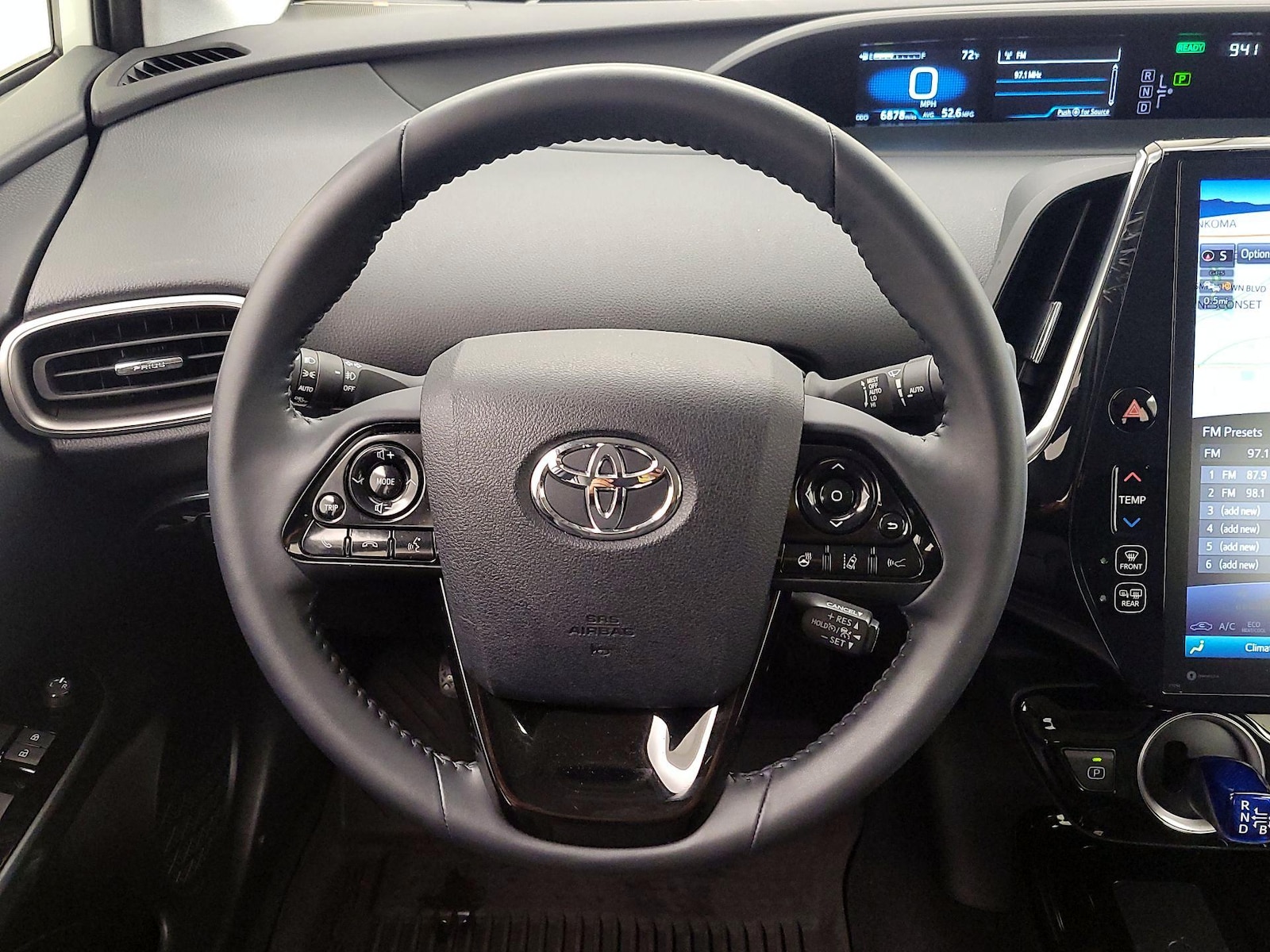 2022 Toyota Prius Prime Limited - Photo 11