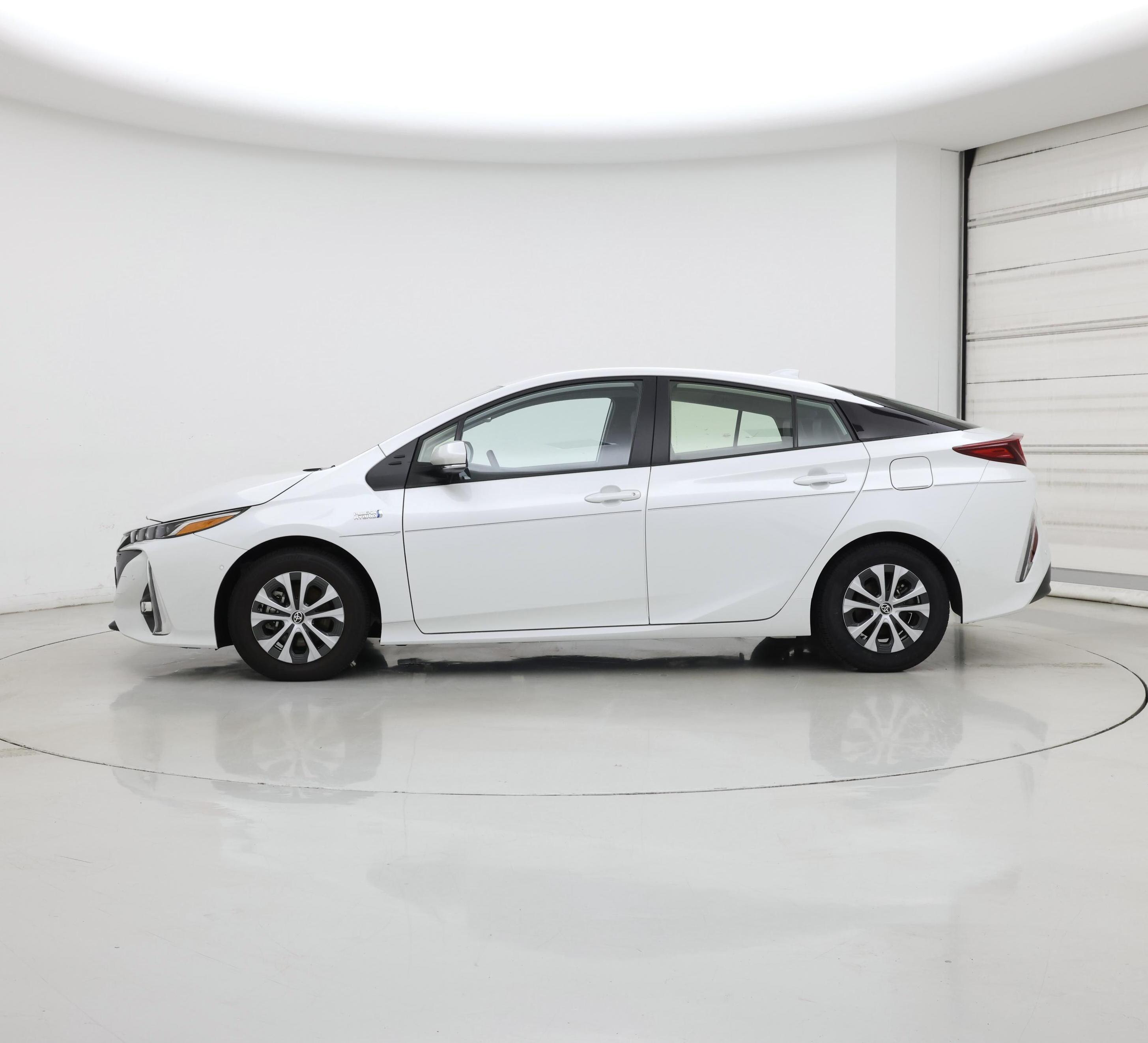 Thumbnail: 2022 Toyota Prius Prime - 3