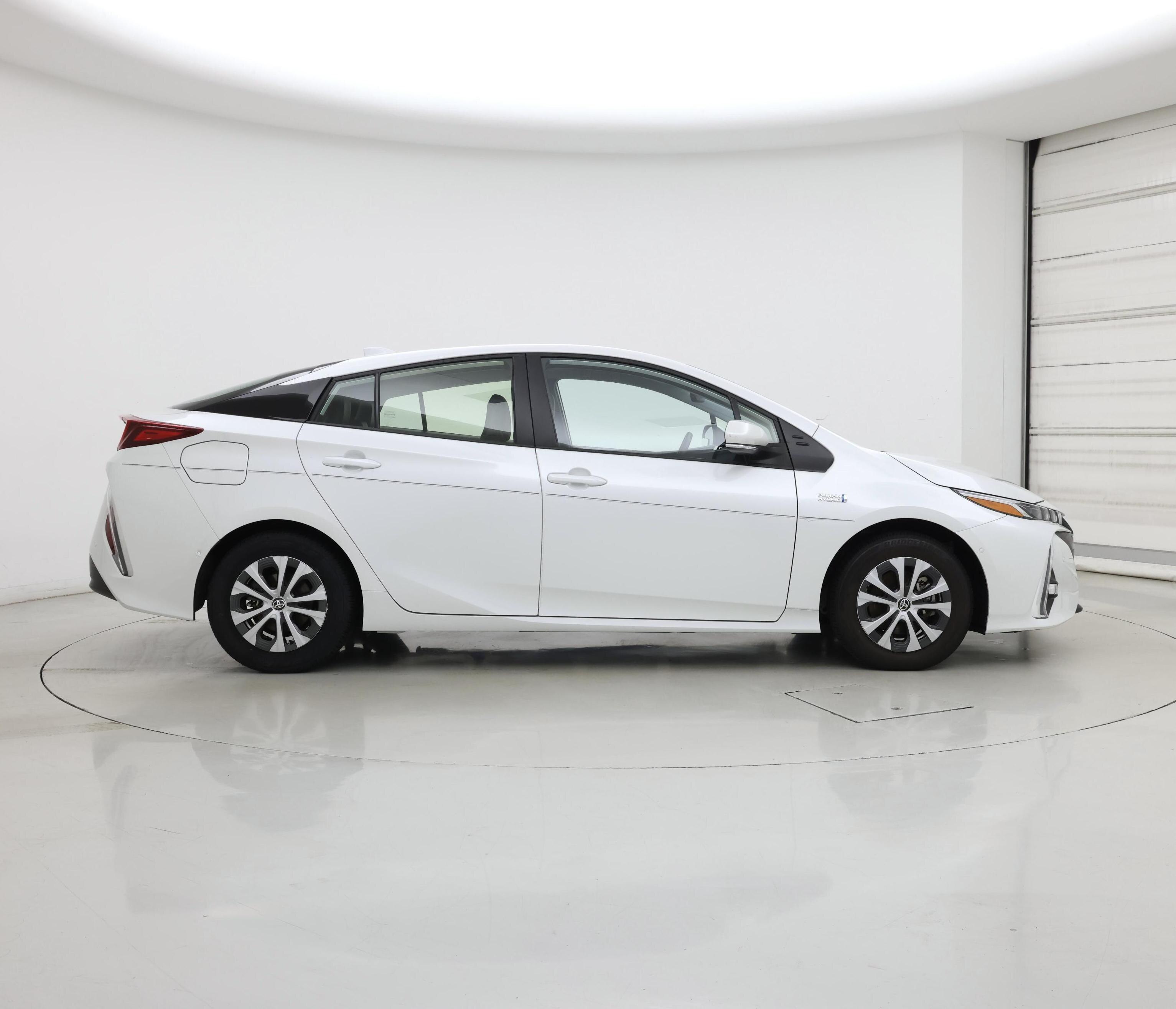 Thumbnail: 2022 Toyota Prius Prime - 7
