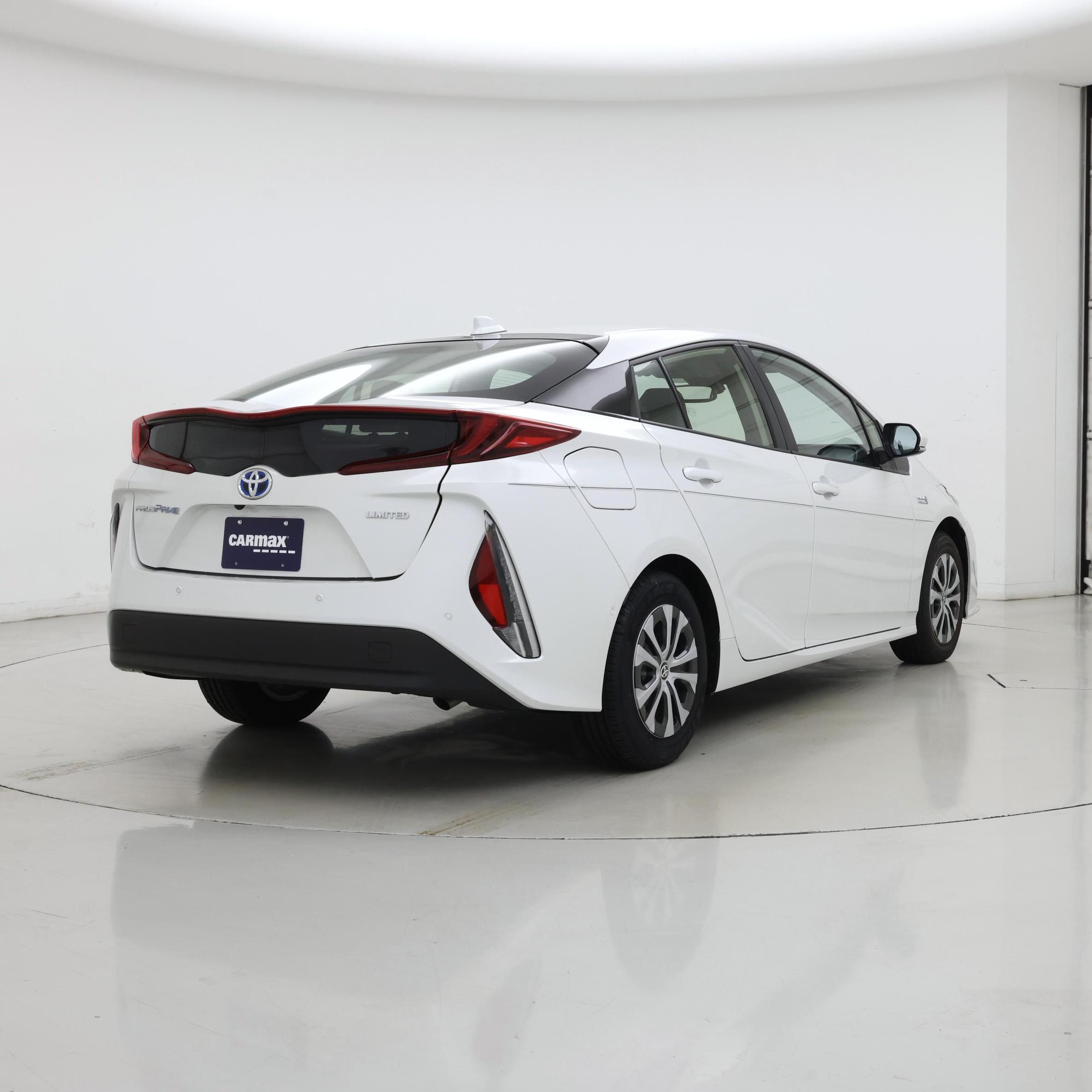 Thumbnail: 2022 Toyota Prius Prime - 8