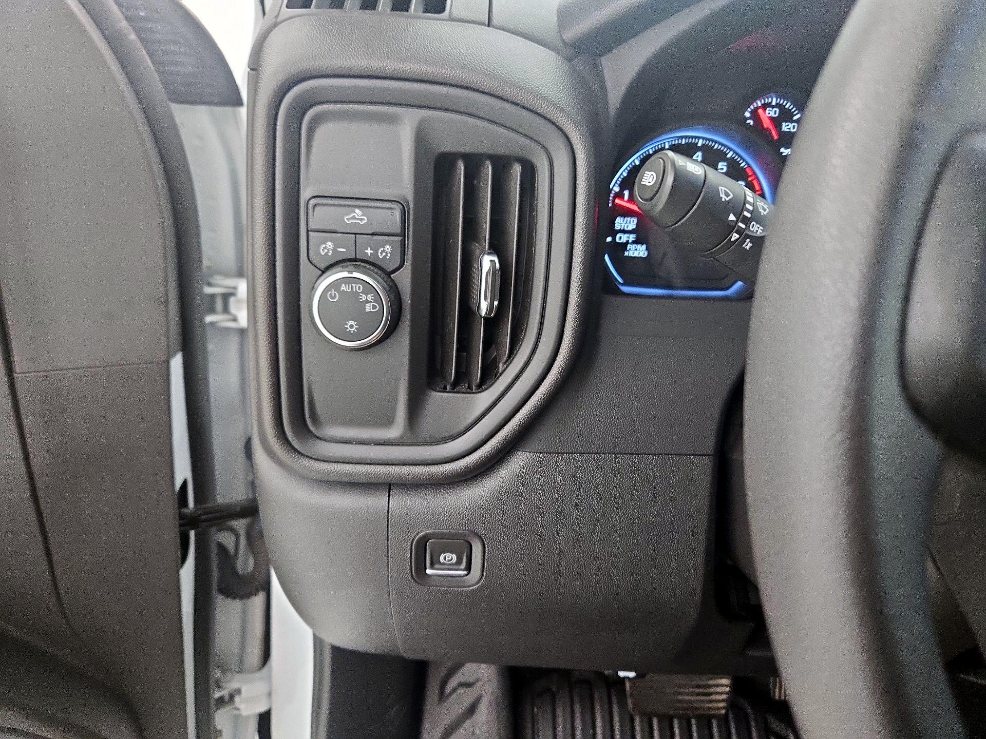 Thumbnail: 2024 Chevrolet Silverado 1500 - 13