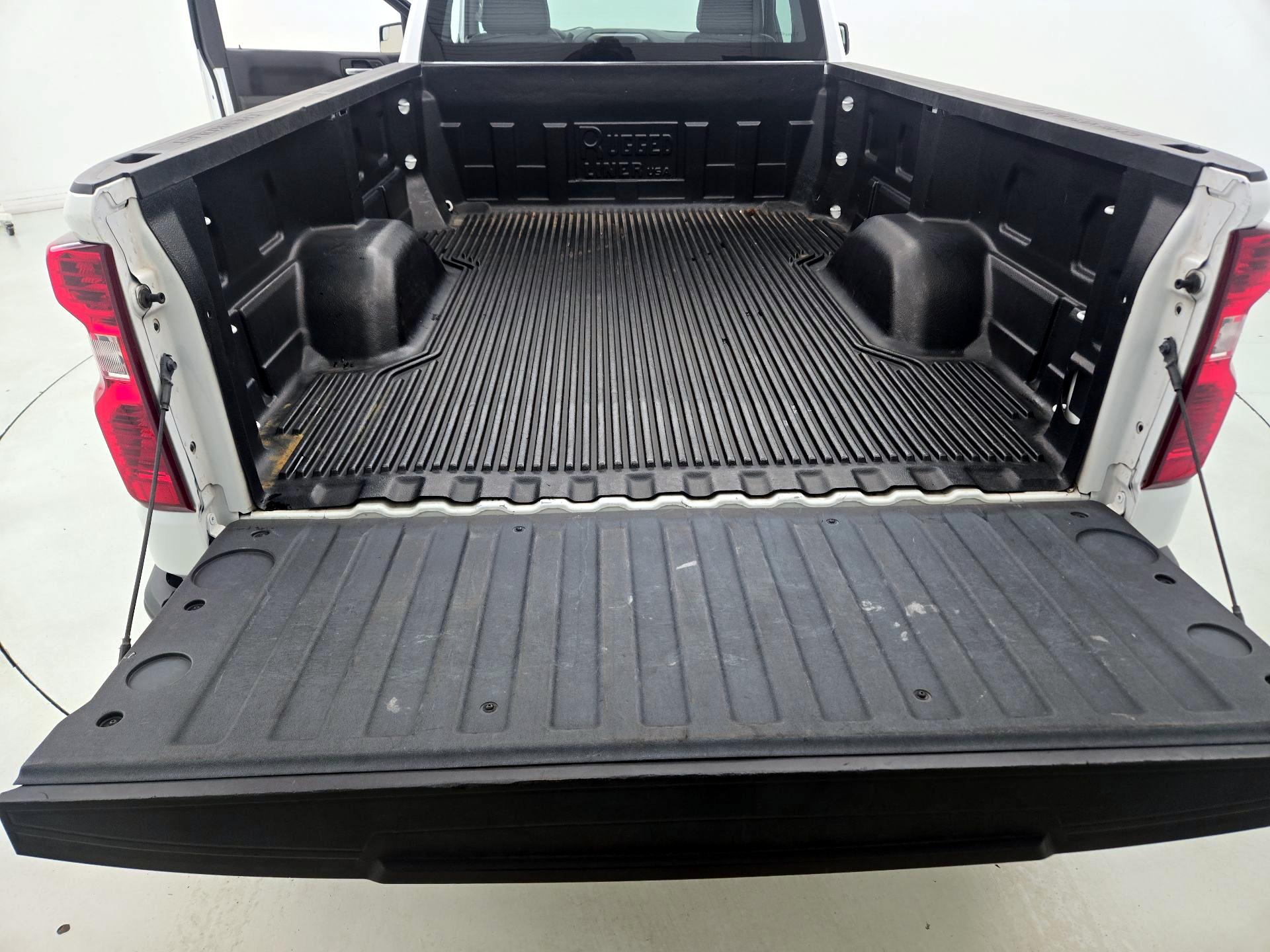 Thumbnail: 2024 Chevrolet Silverado 1500 - 19