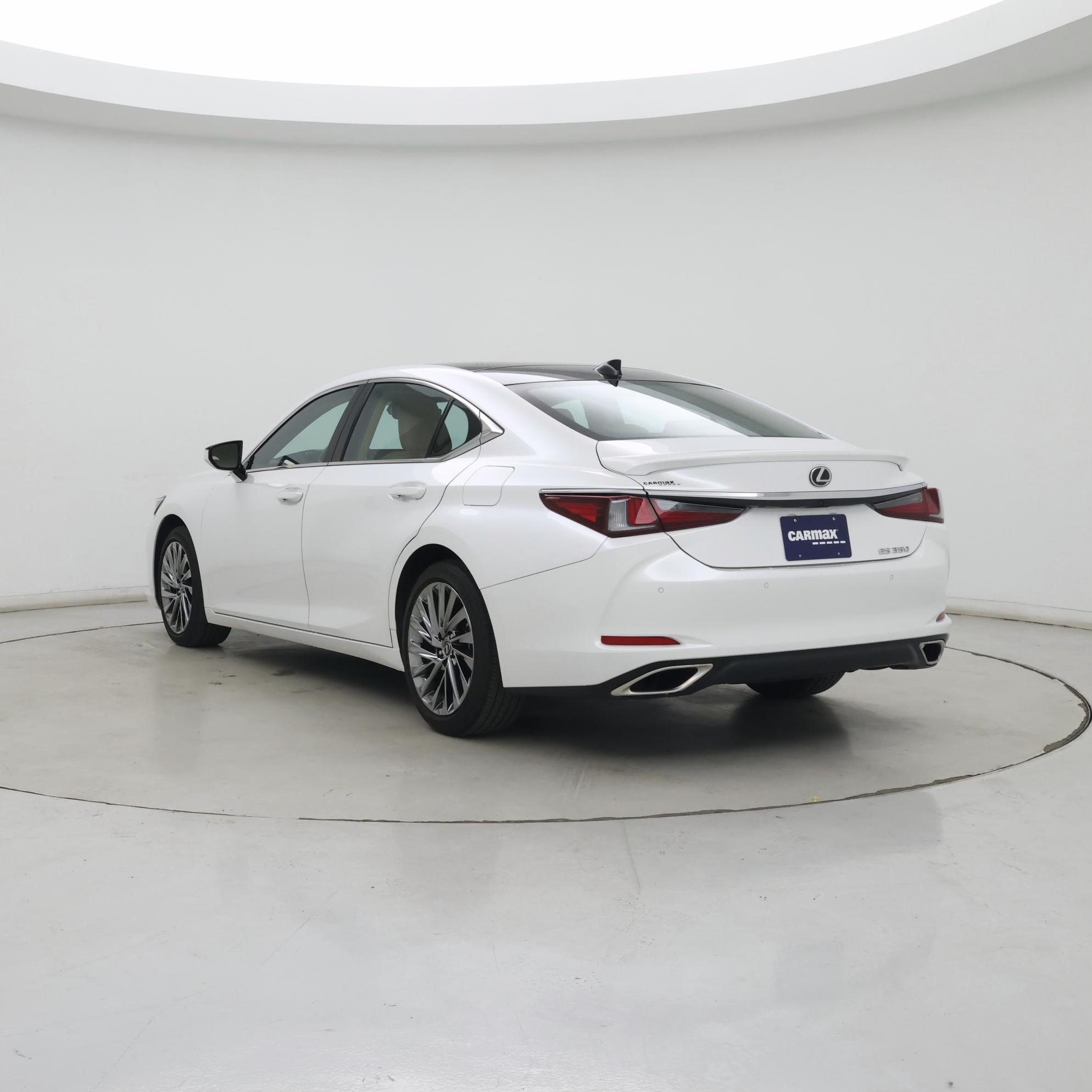 Thumbnail: 2024 Lexus ES - 2