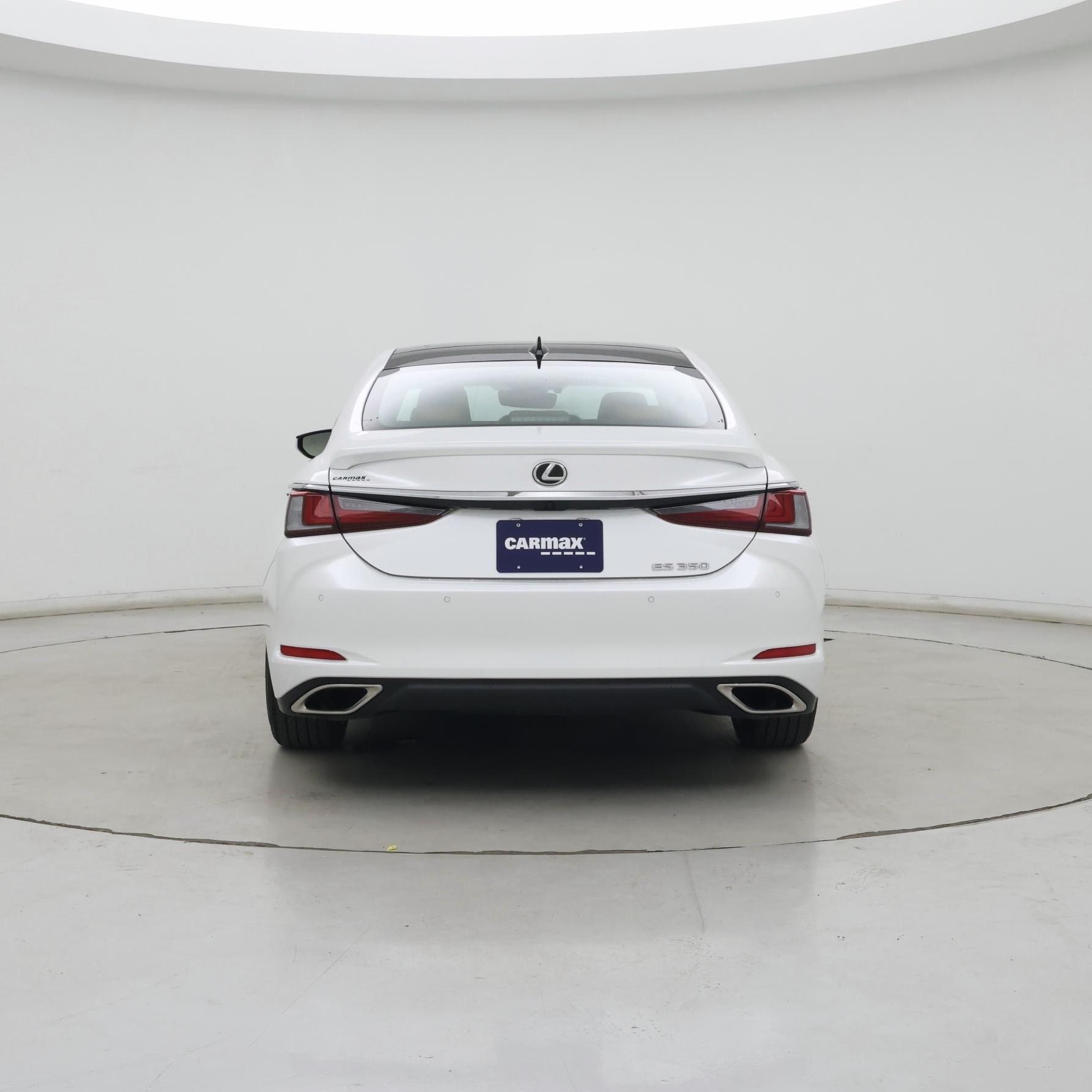 Thumbnail: 2024 Lexus ES - 8
