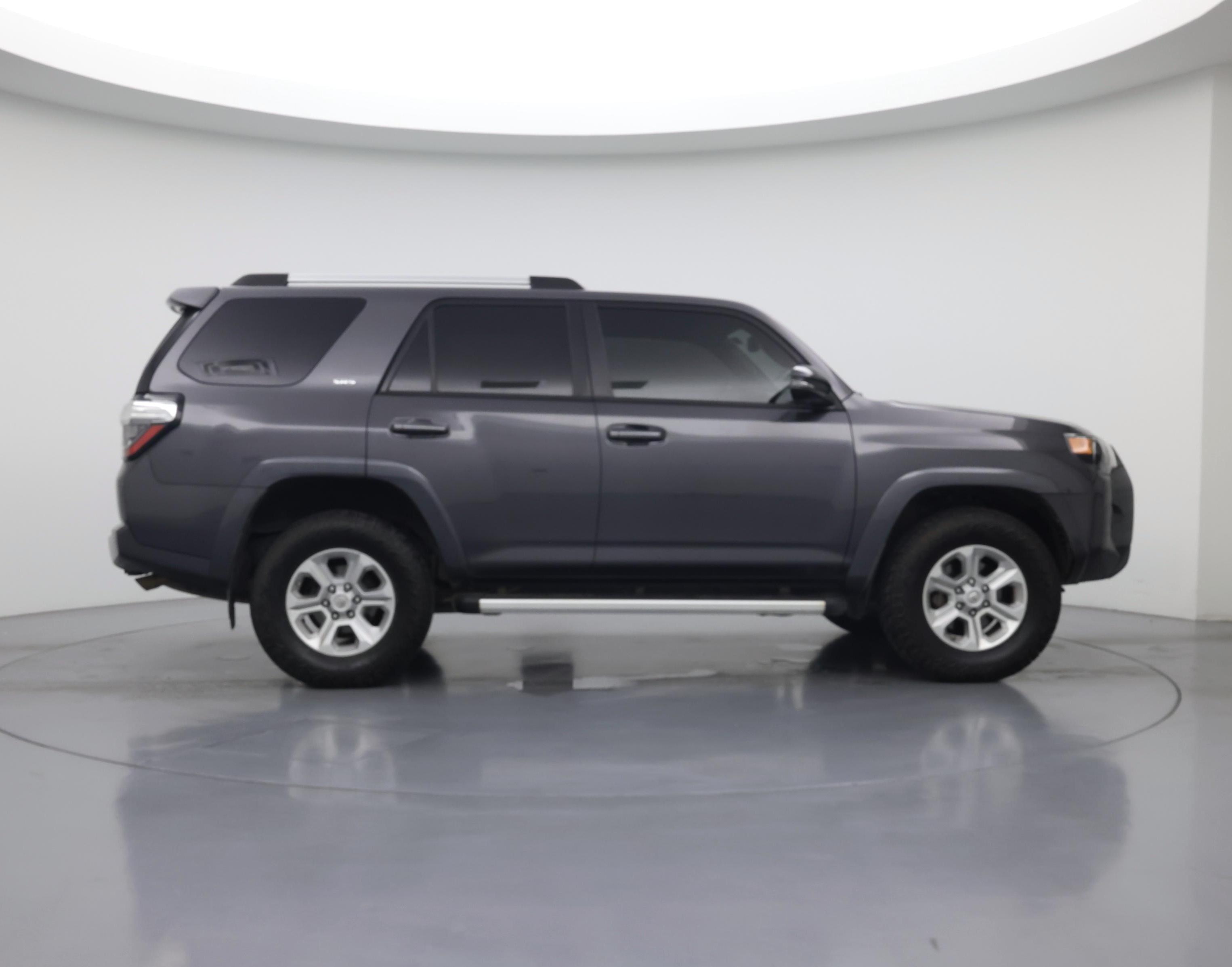 Thumbnail: 2019 Toyota 4Runner - 7
