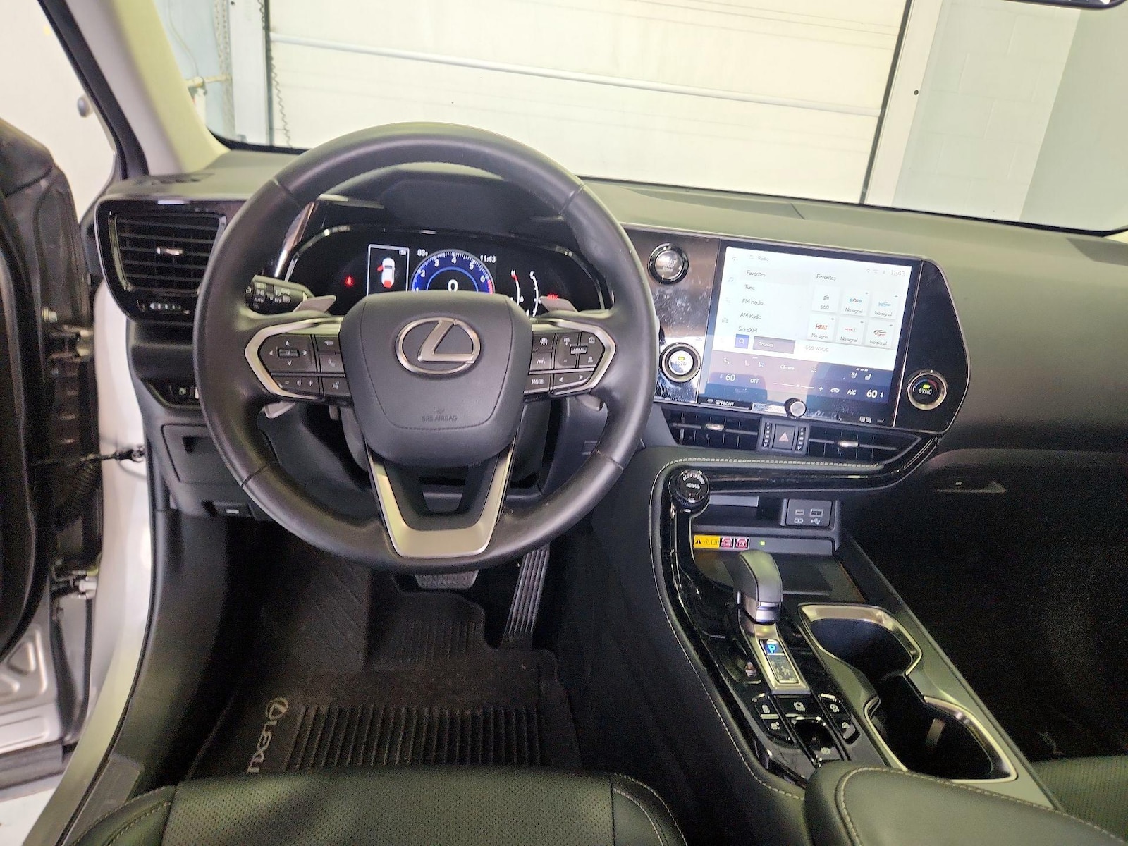 2023 Lexus NX 350 - Photo 10