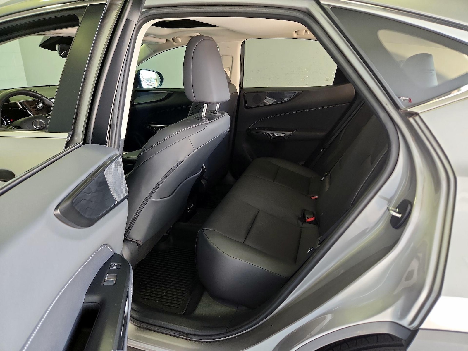 2023 Lexus NX 350 - Photo 21