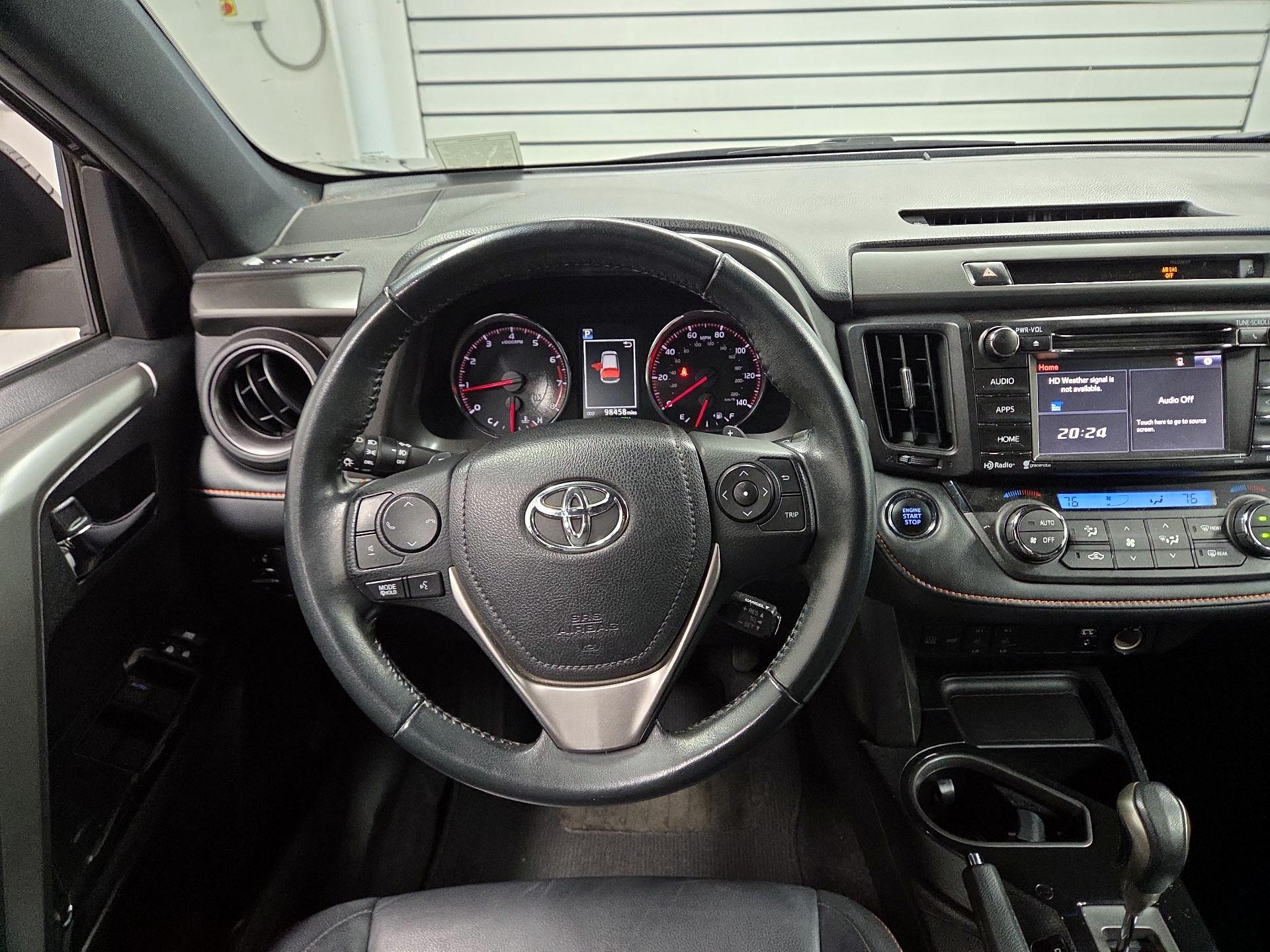 Thumbnail: 2016 Toyota RAV4 - 10