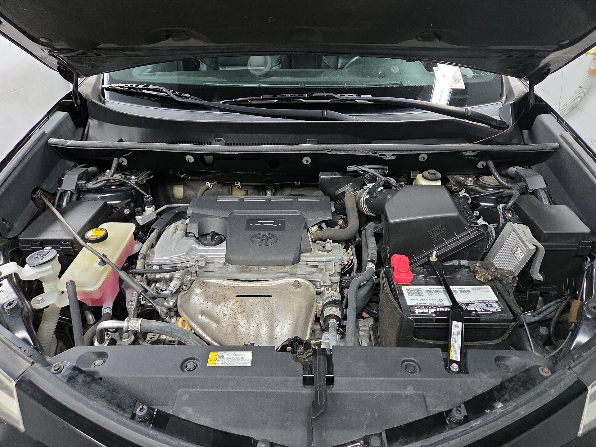 Thumbnail: 2016 Toyota RAV4 - 19