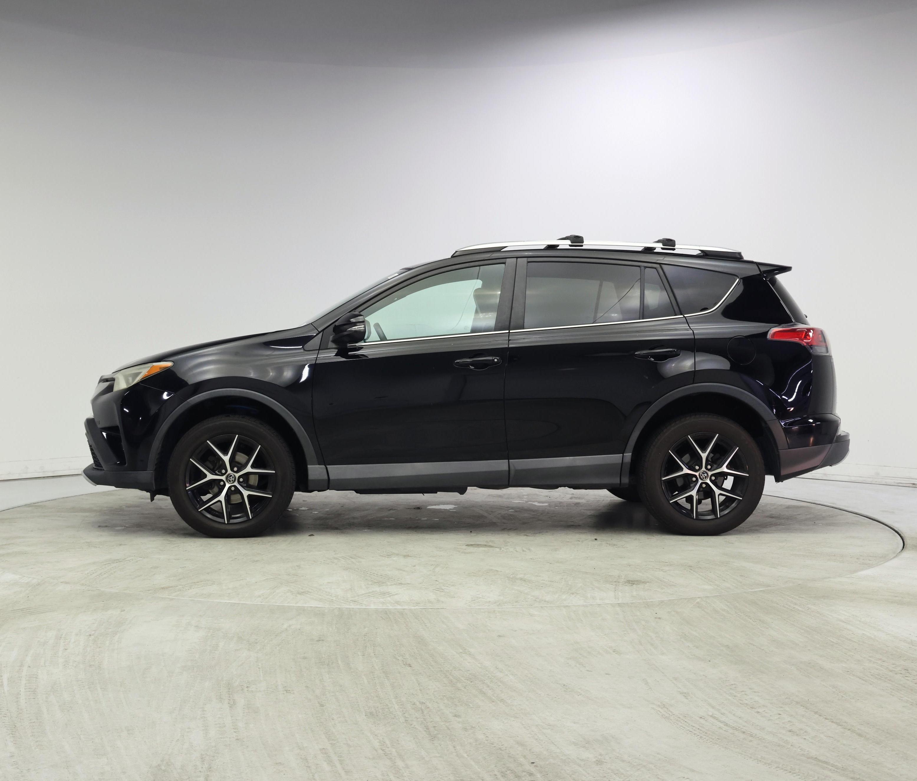 Thumbnail: 2016 Toyota RAV4 - 3