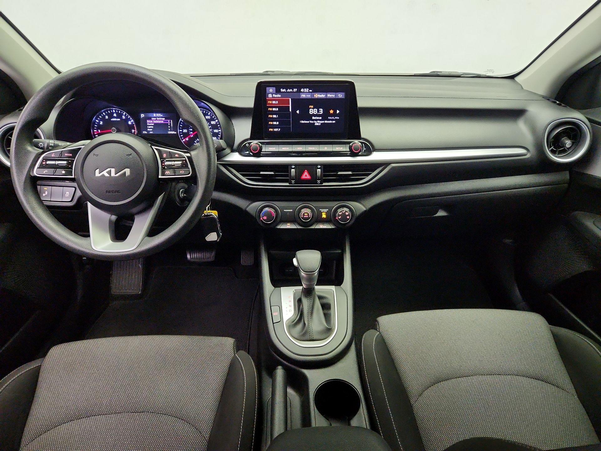 Thumbnail: 2023 Kia Forte - 9