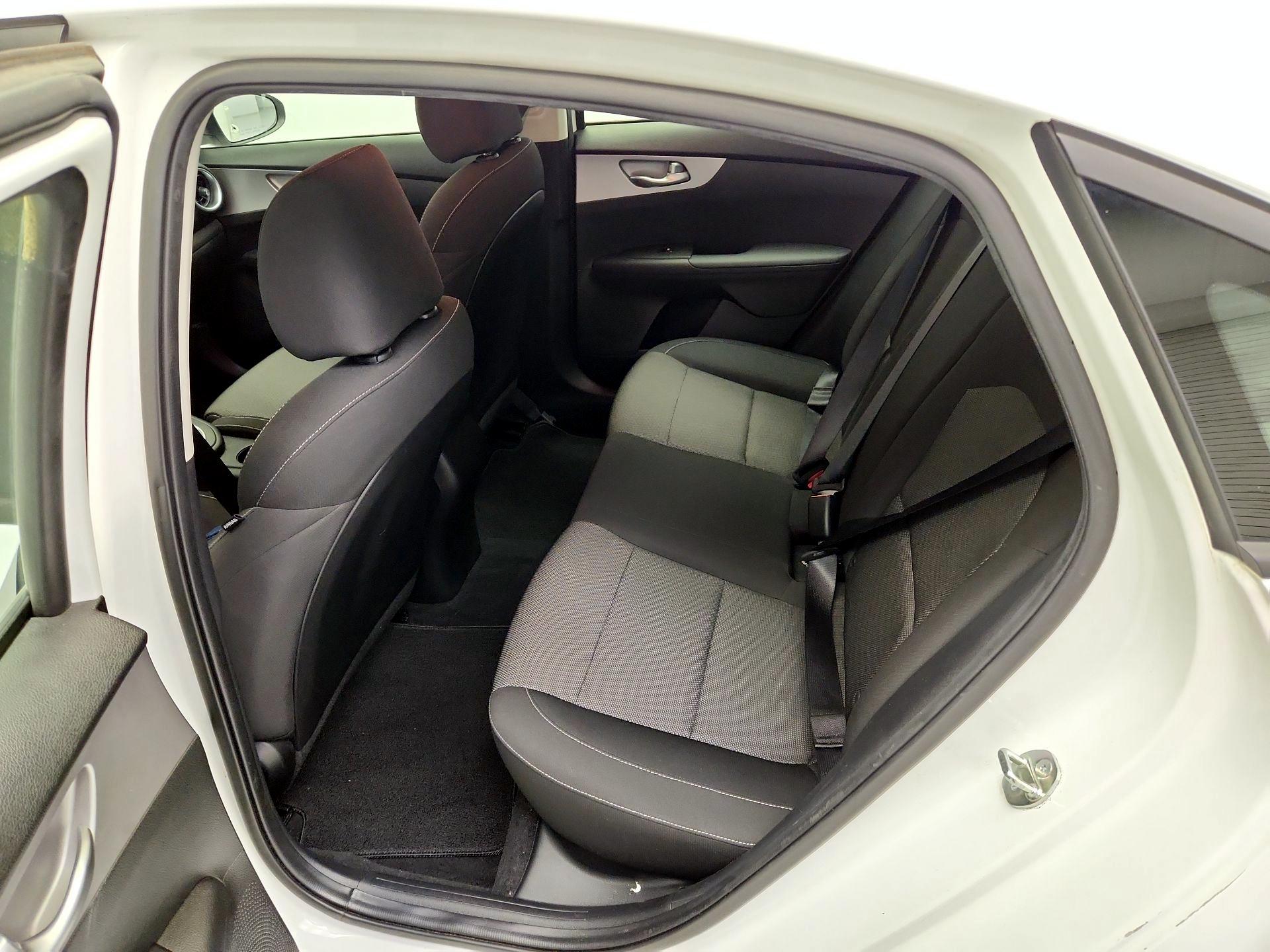 Thumbnail: 2023 Kia Forte - 19
