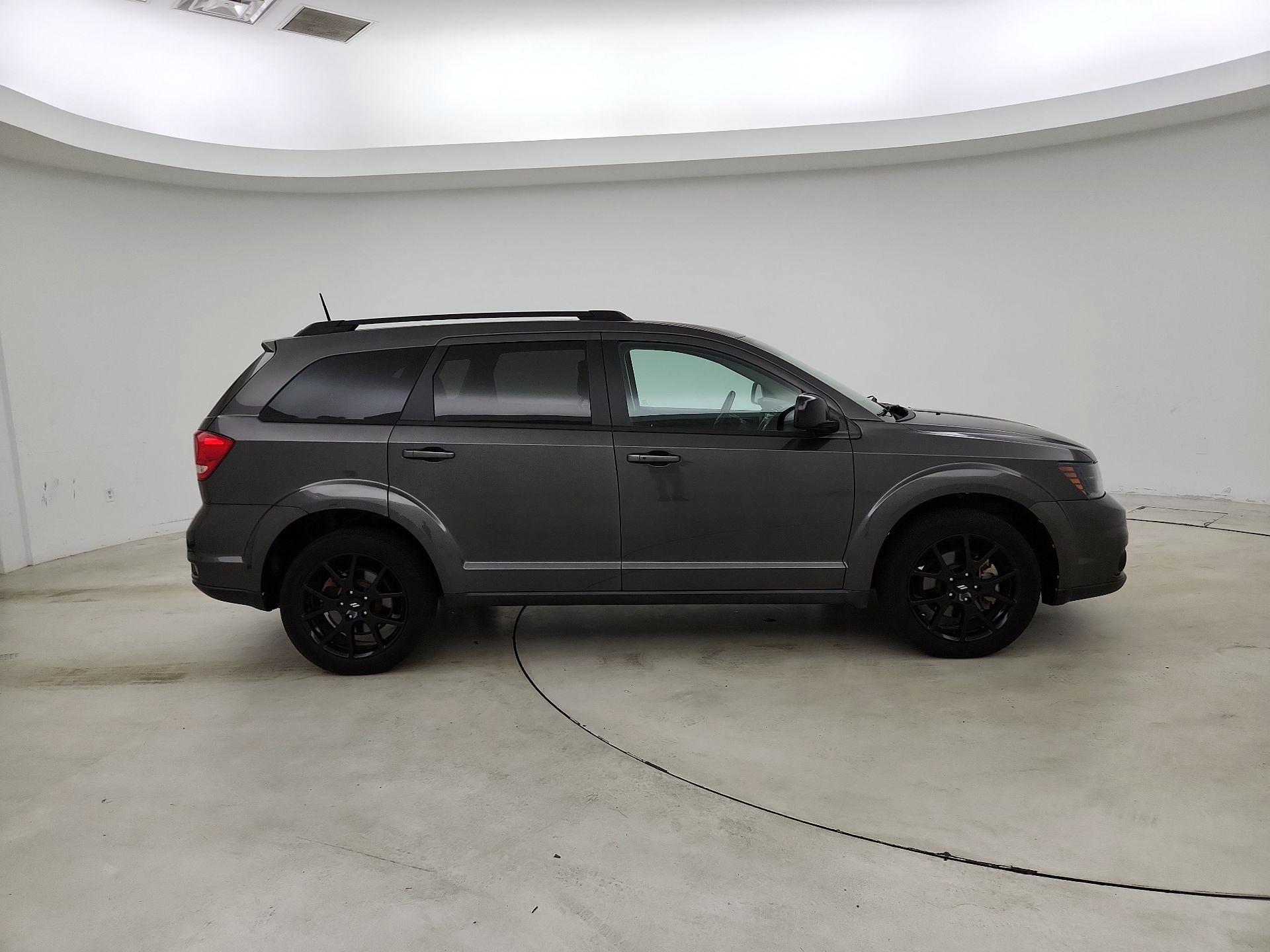 Thumbnail: 2019 Dodge Journey - 4