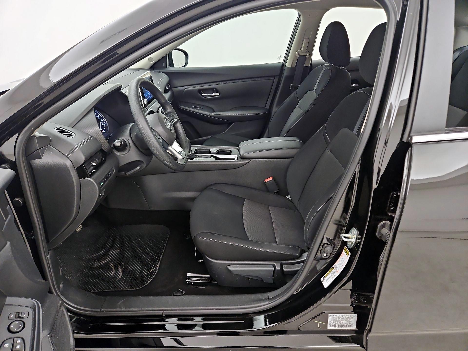 Thumbnail: 2023 Nissan Sentra - 11