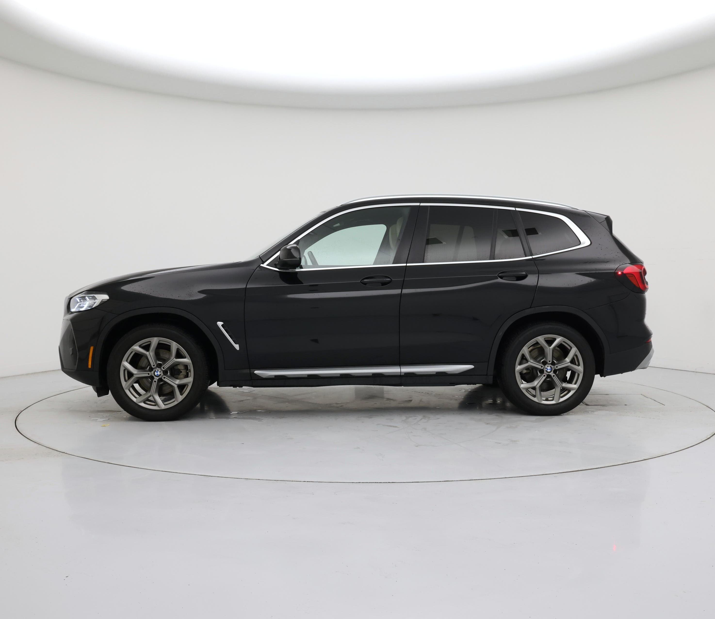 Thumbnail: 2022 BMW X3 - 3