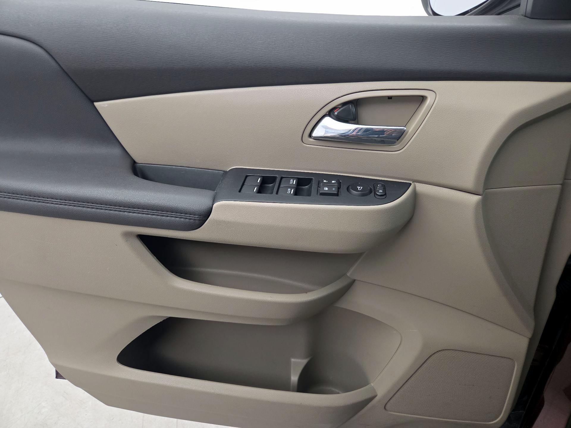 Thumbnail: 2016 Honda Odyssey - 12