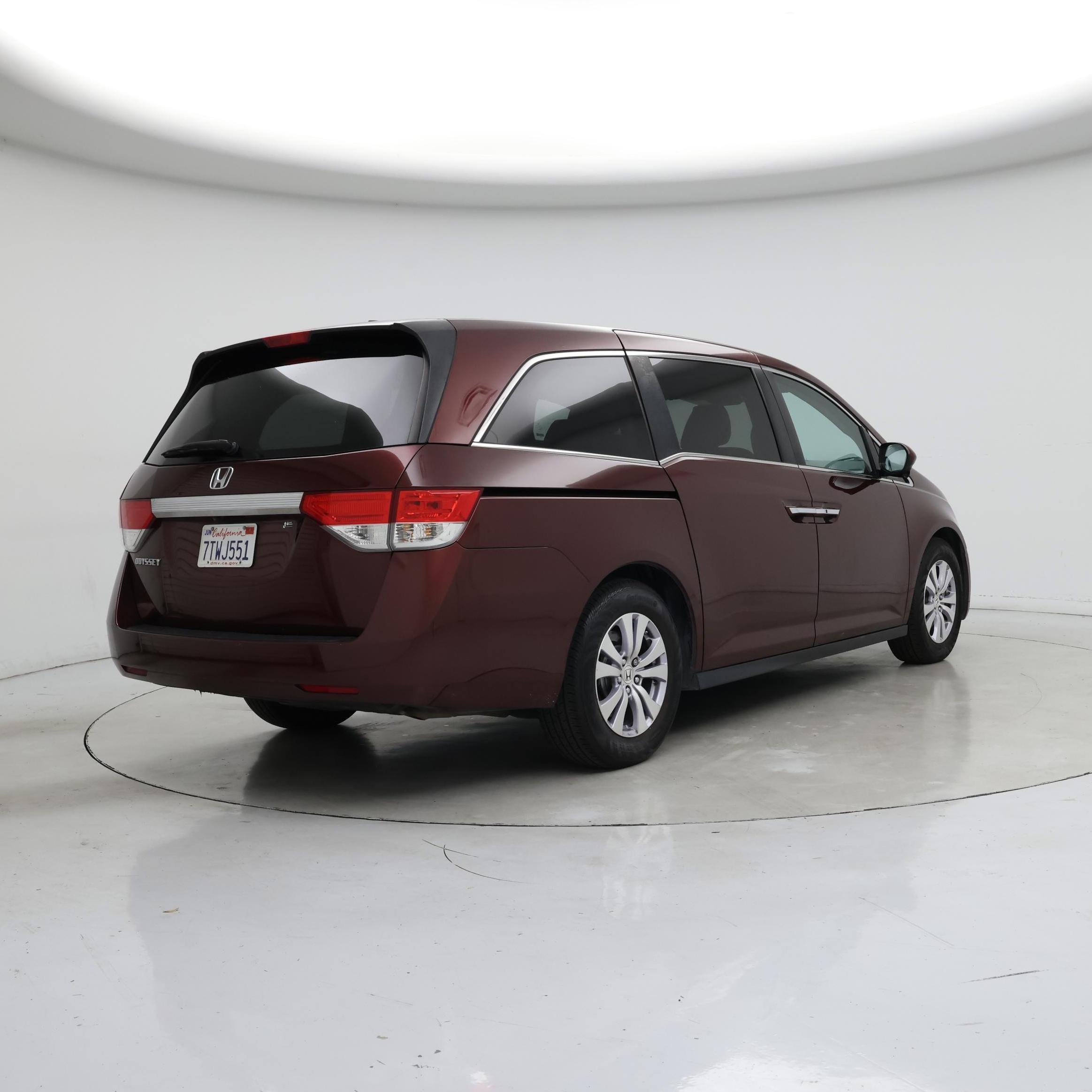 Thumbnail: 2016 Honda Odyssey - 8