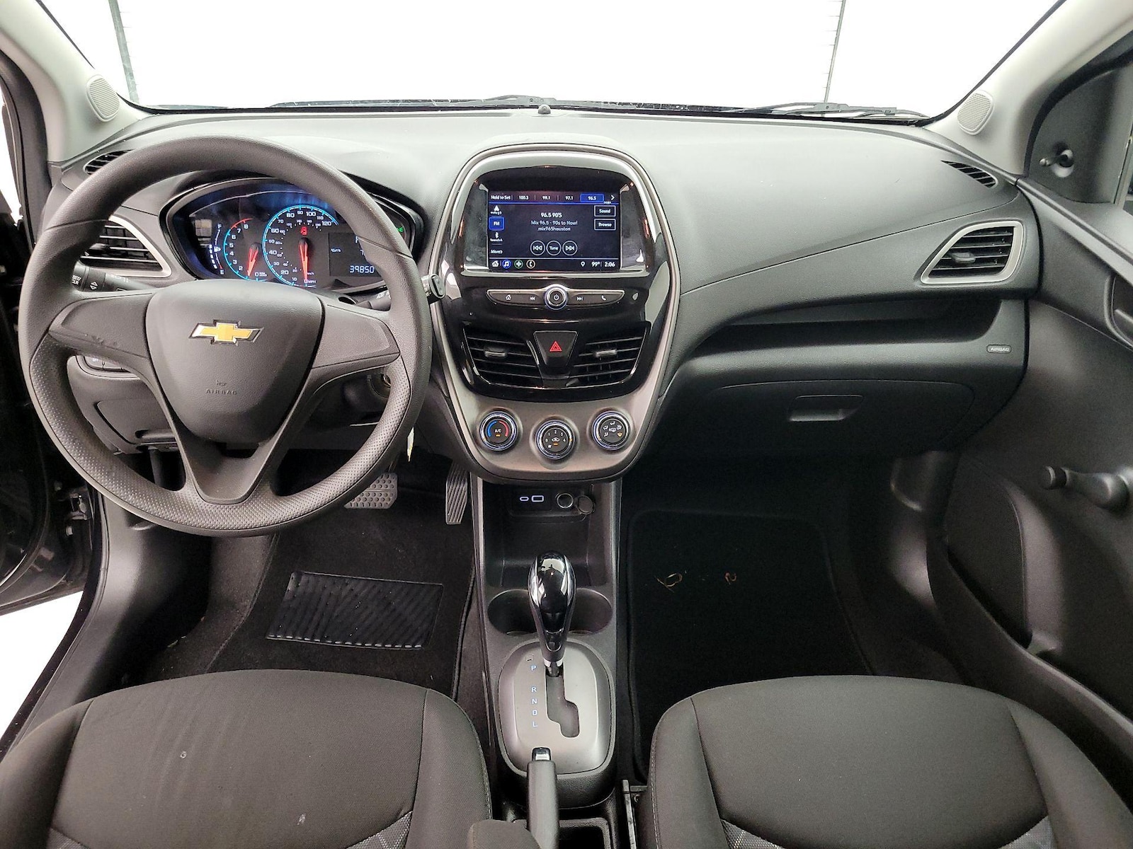 2021 Chevrolet Spark LS - Photo 10