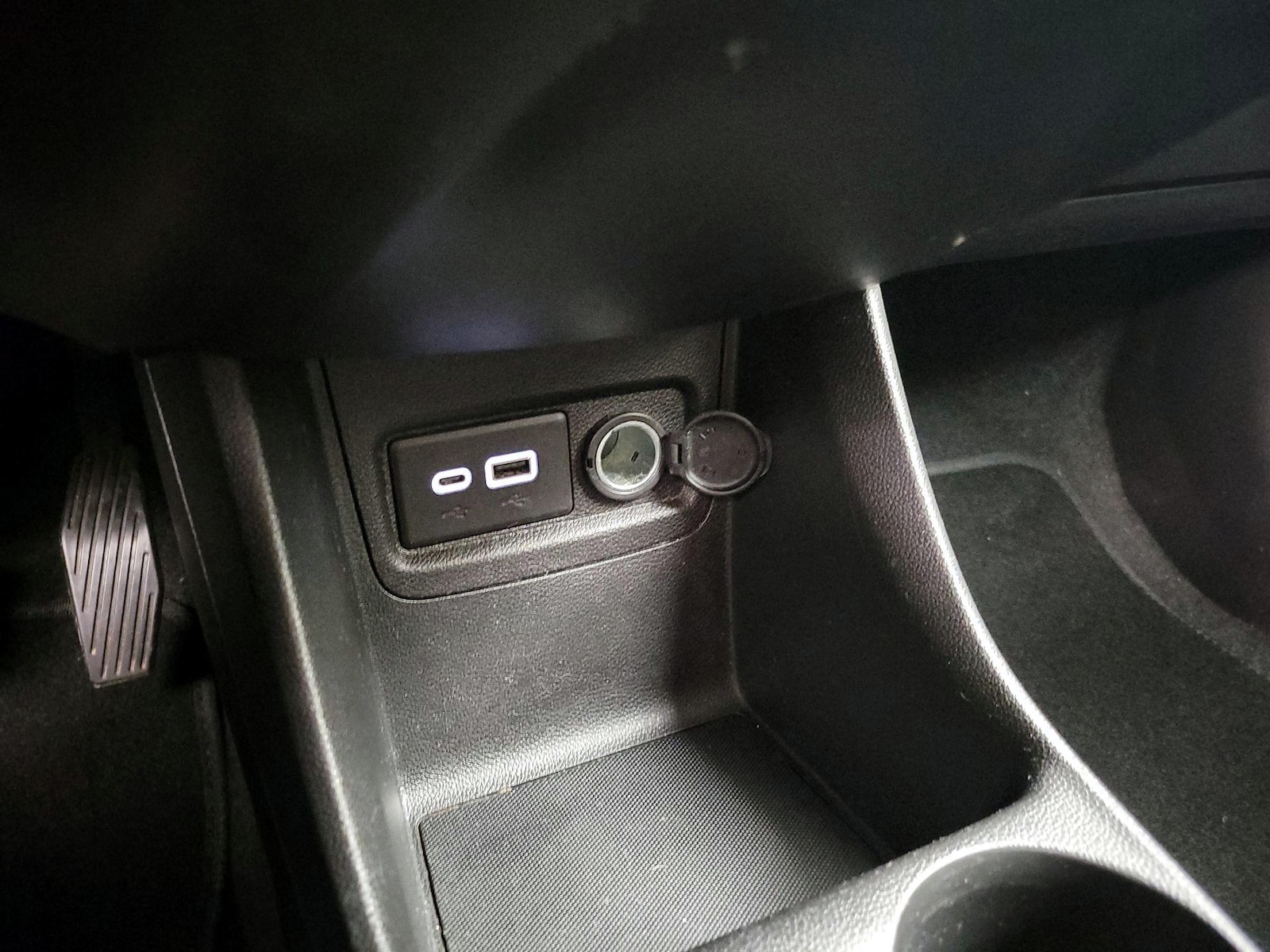 2021 Chevrolet Spark LS - Photo 19