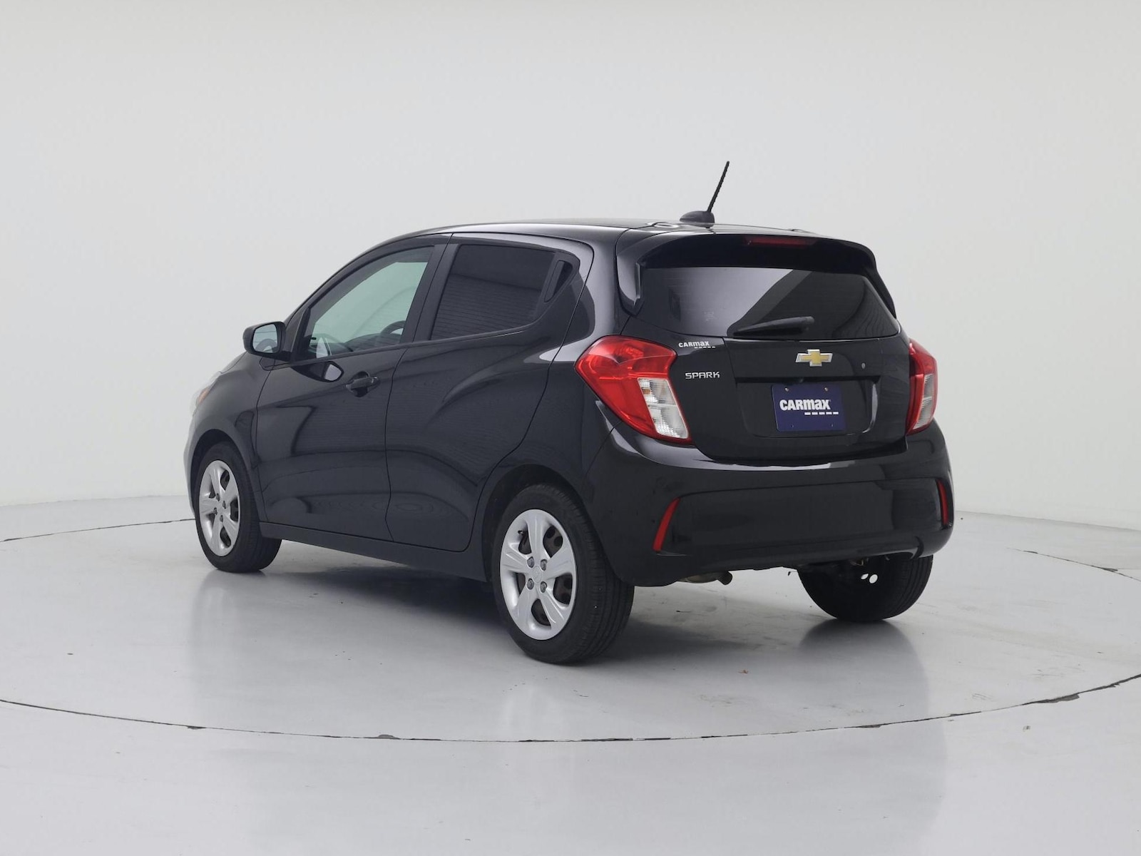 2021 Chevrolet Spark LS - Photo 3