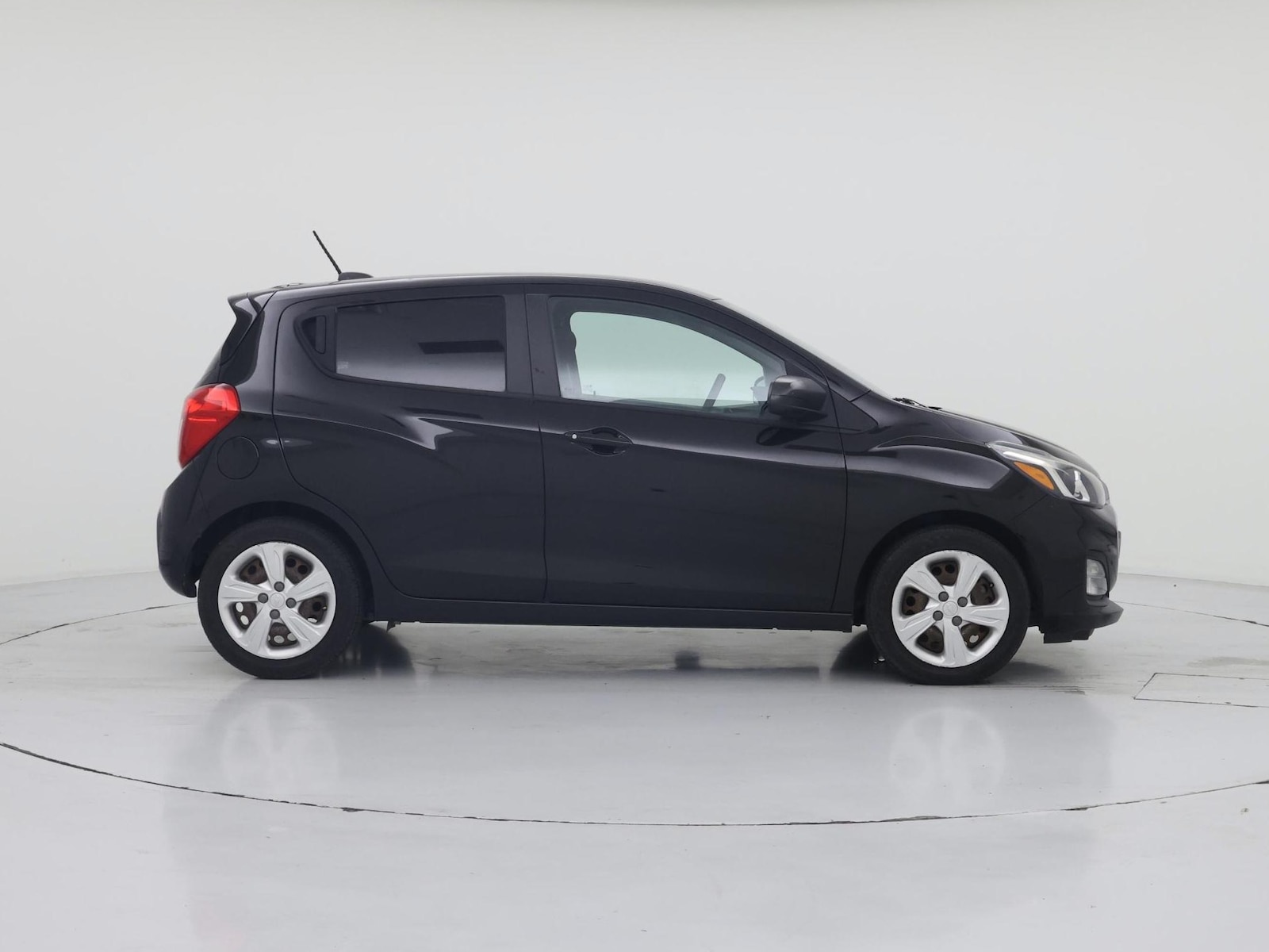2021 Chevrolet Spark LS - Photo 8