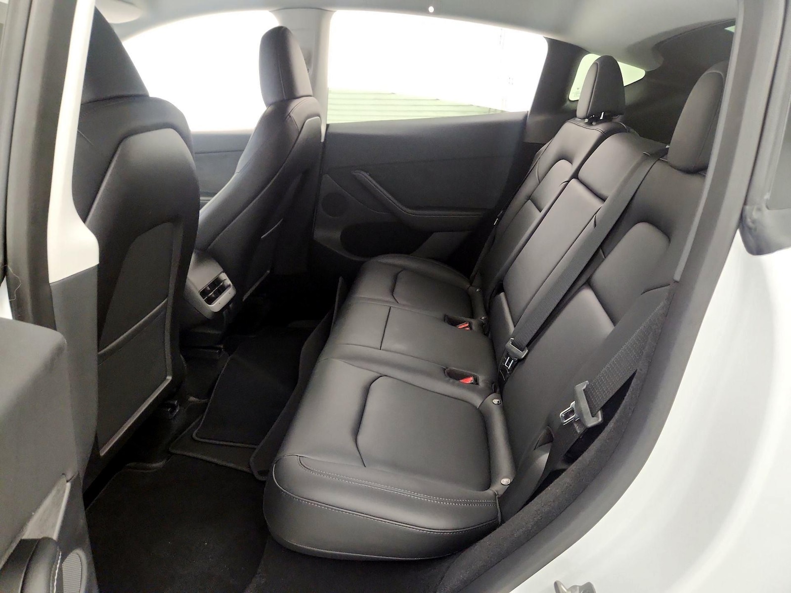 2023 Tesla Model Y Long Range - Photo 22