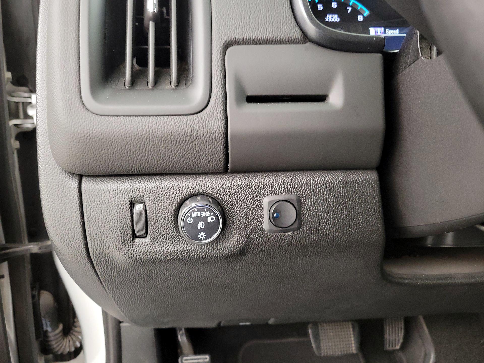 Thumbnail: 2016 Chevrolet Colorado - 13