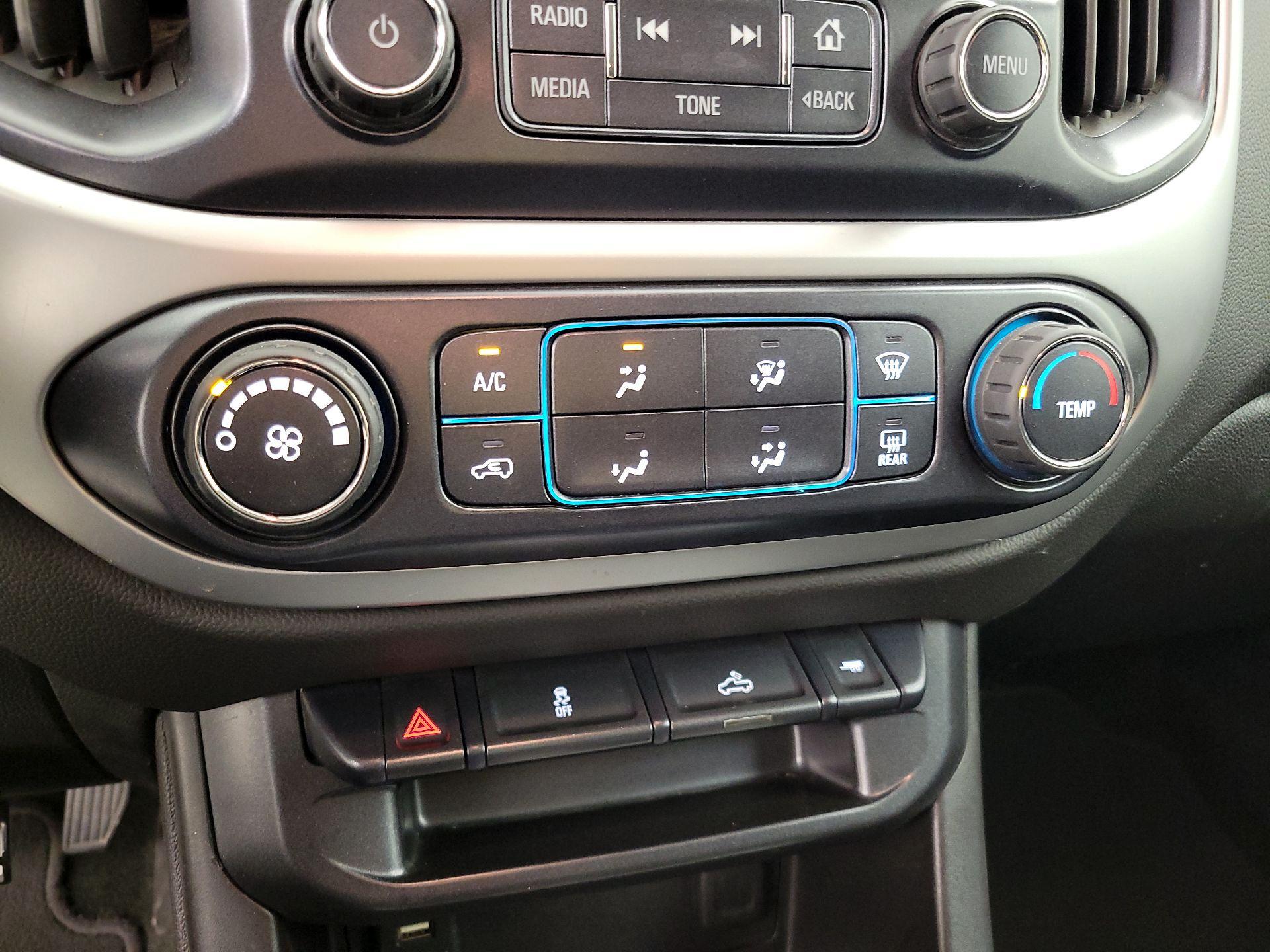 Thumbnail: 2016 Chevrolet Colorado - 16