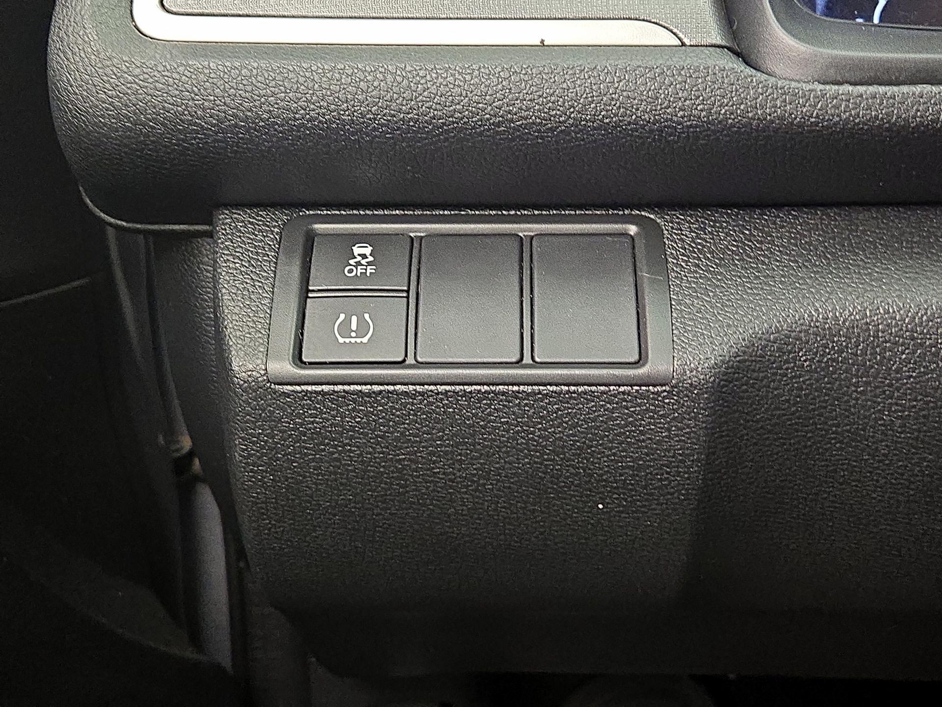 Thumbnail: 2016 Honda Civic - 13