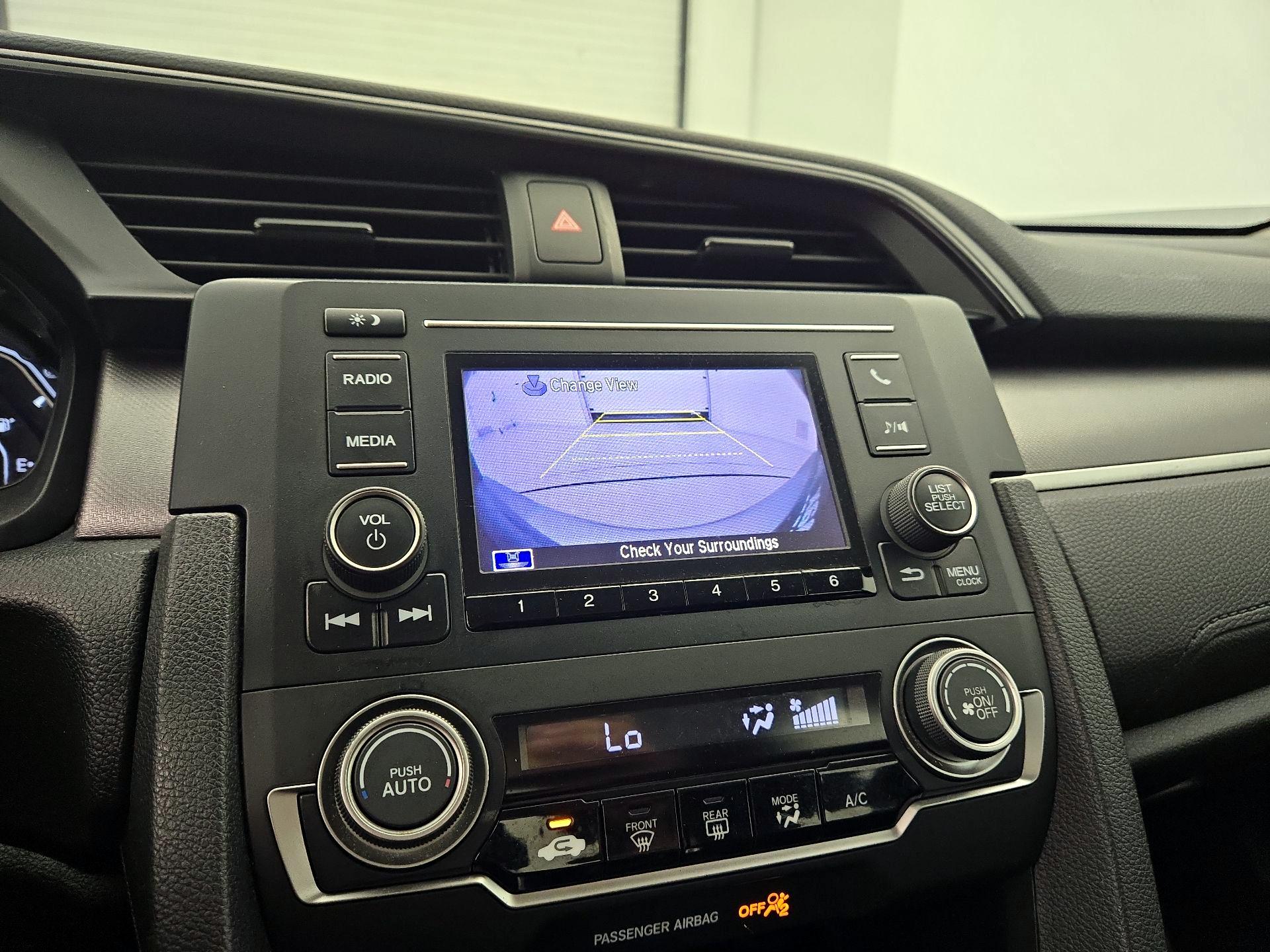 Thumbnail: 2016 Honda Civic - 14