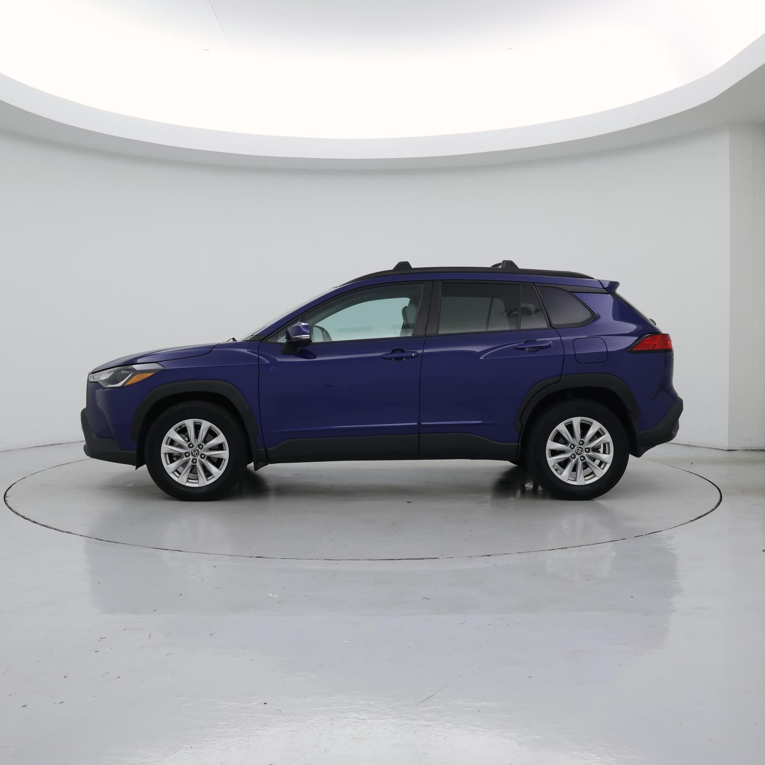 Thumbnail: 2022 Toyota Corolla Cross - 3