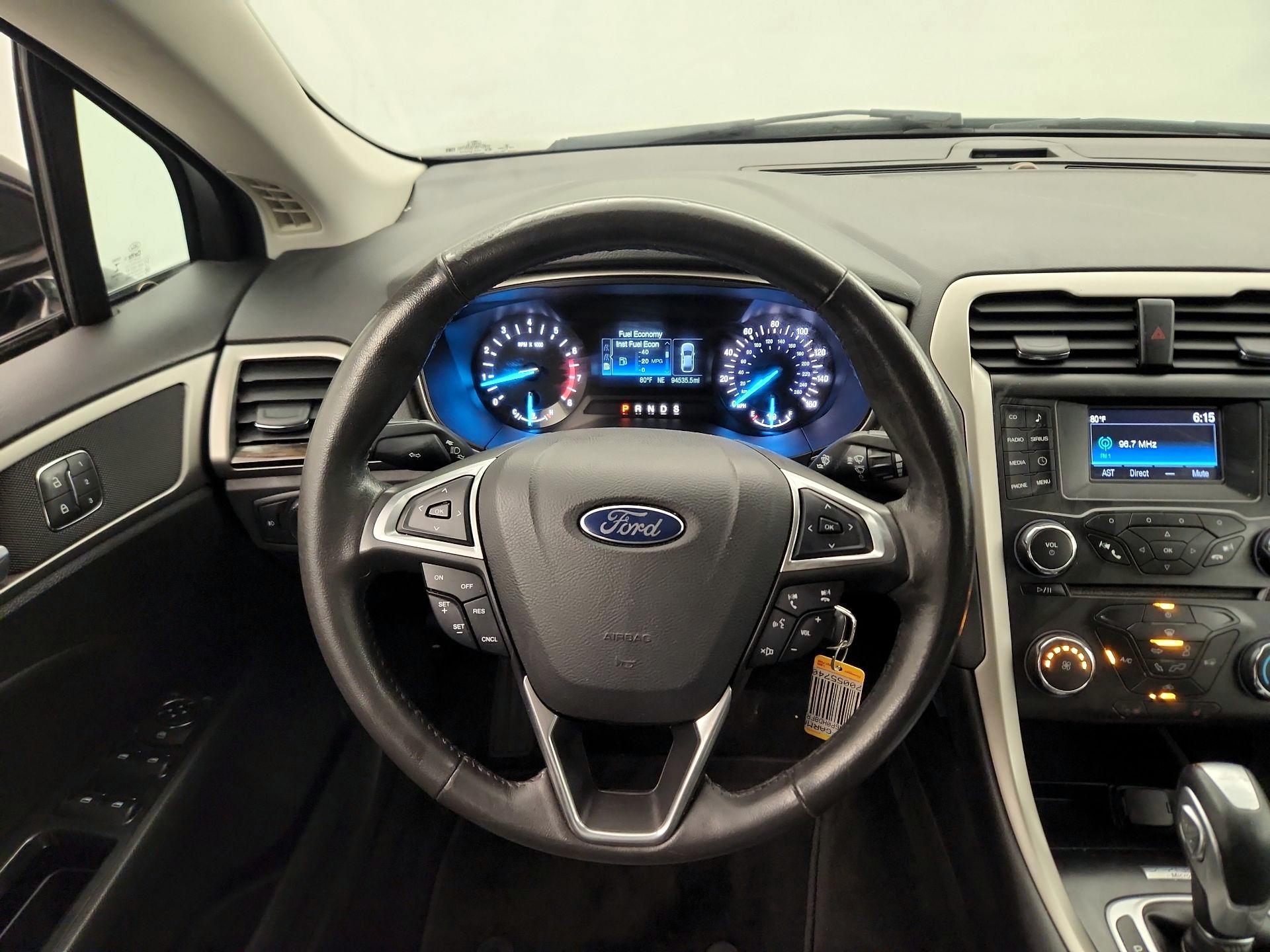 Thumbnail: 2015 Ford Fusion - 10