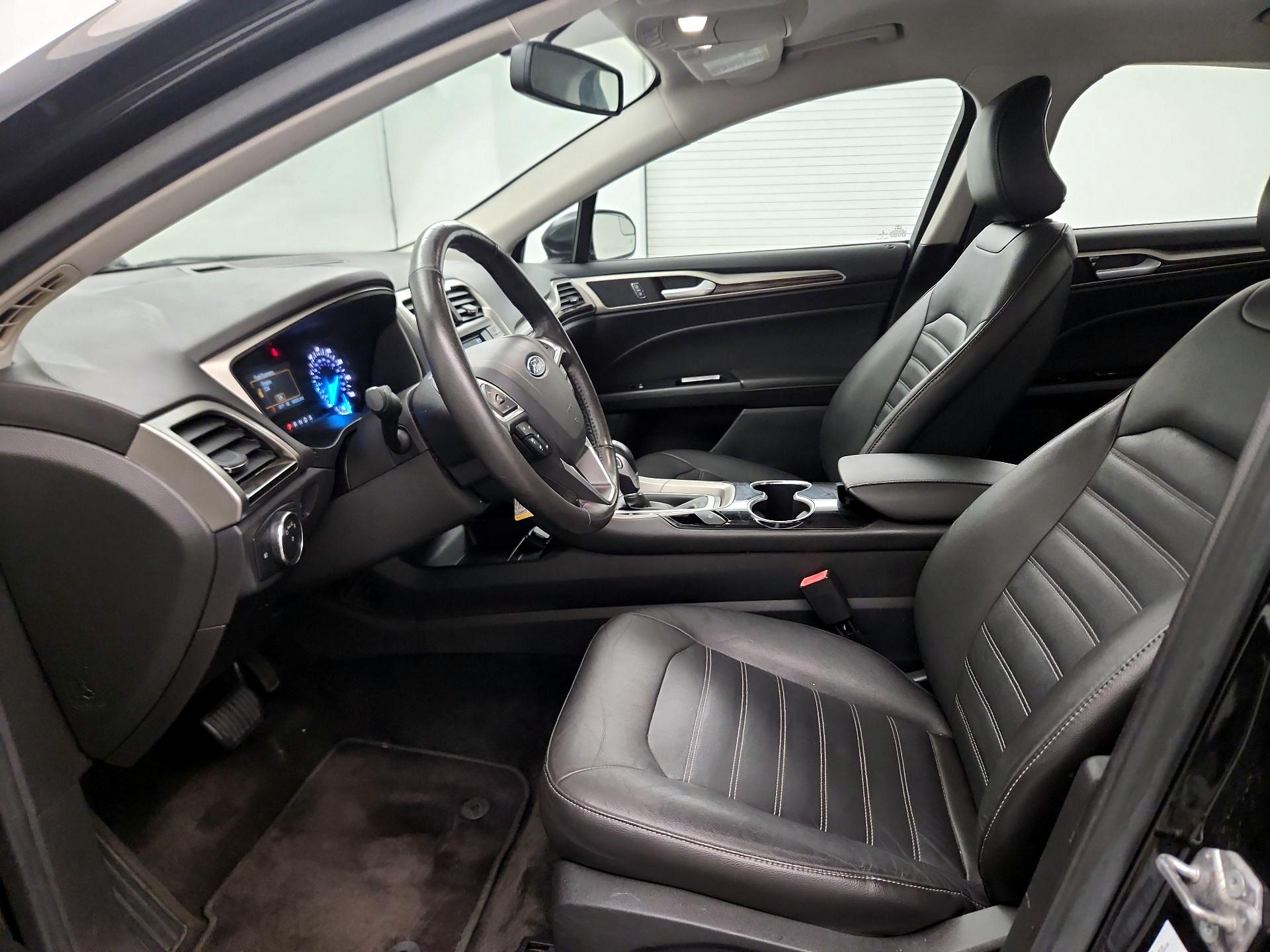 Thumbnail: 2015 Ford Fusion - 11